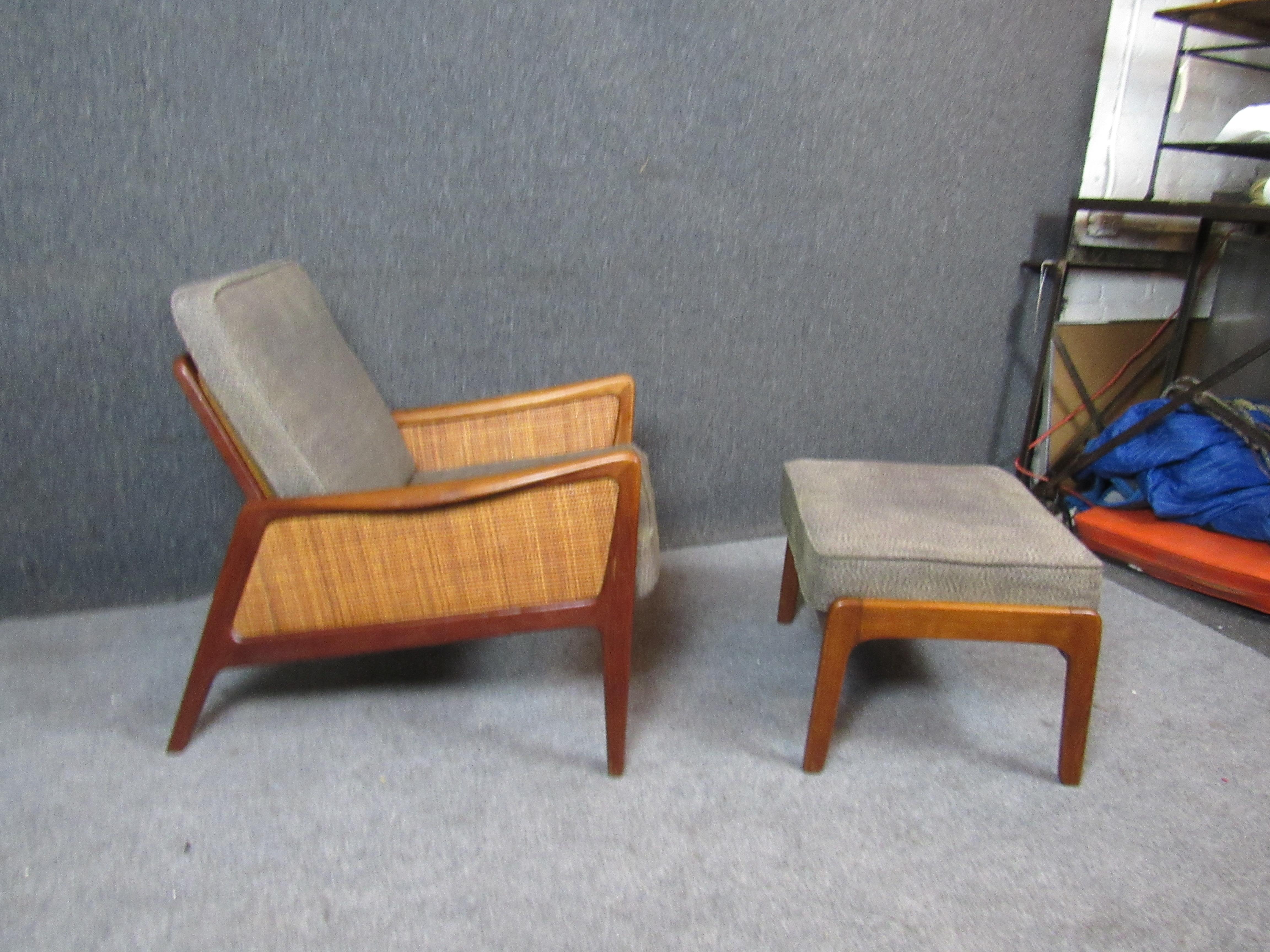FD 151 Chair and Ottoman by Hvidt & Mølgaard for John Stuart For Sale 12