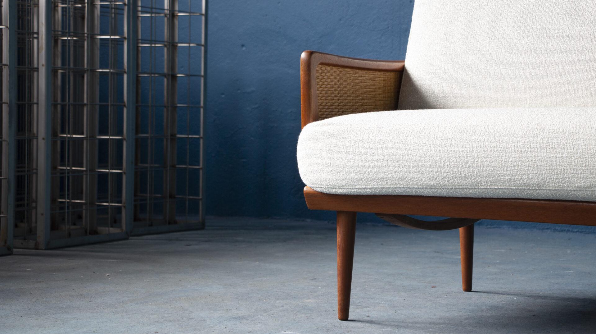 FD 451 Daybed di Peter Hvidt & Orla Mølgaard-Nielsen in tessuto bouclé, 1956 in vendita 5