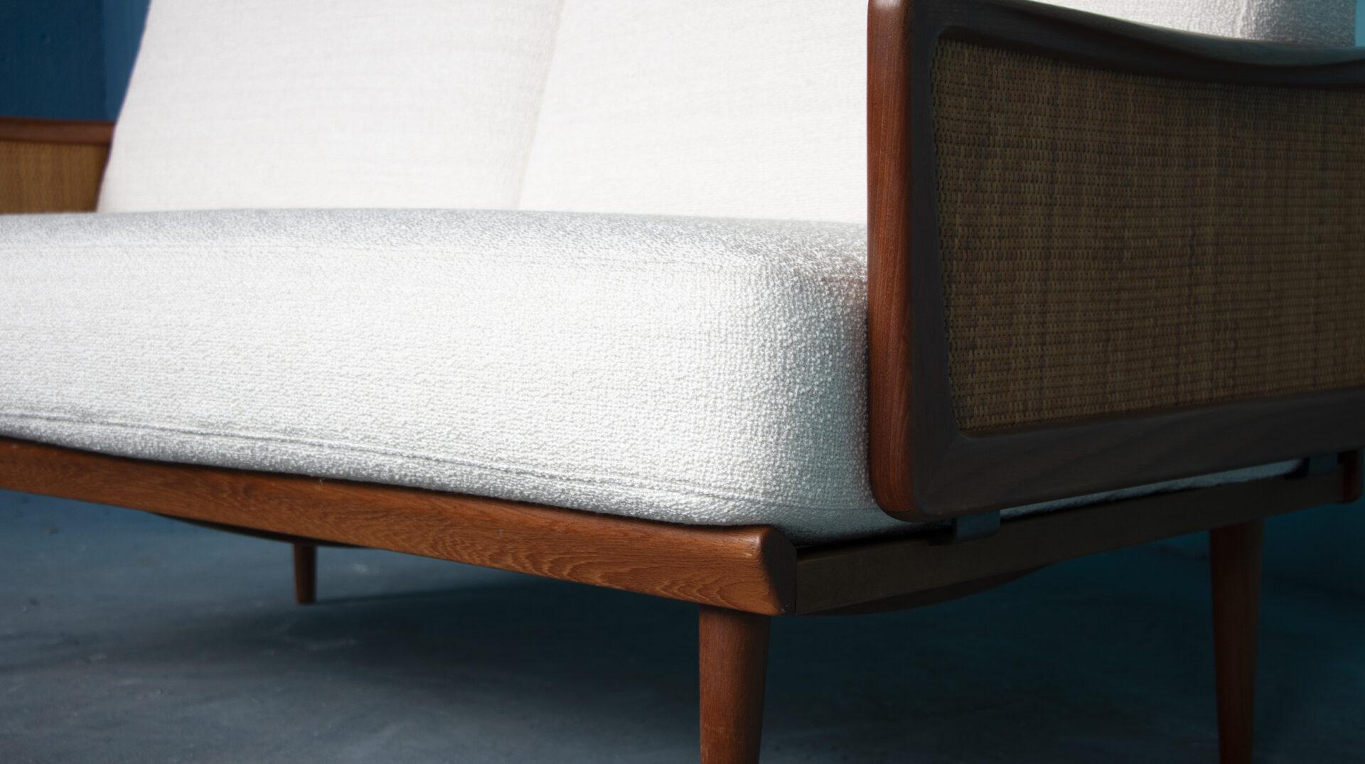 XX secolo FD 451 Daybed di Peter Hvidt & Orla Mølgaard-Nielsen in tessuto bouclé, 1956 in vendita