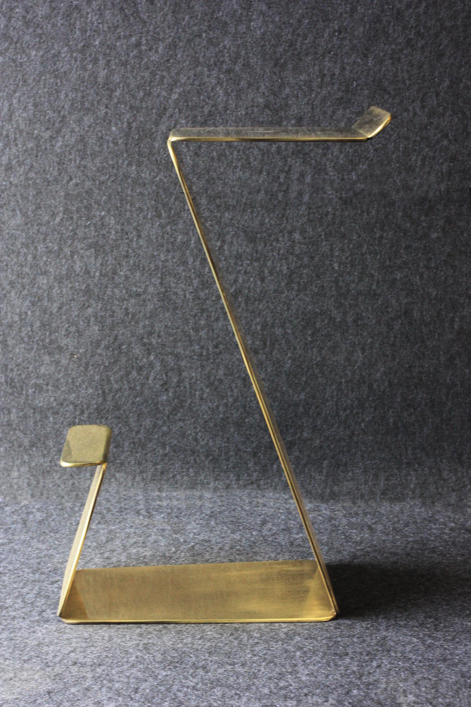 zigzag stool
