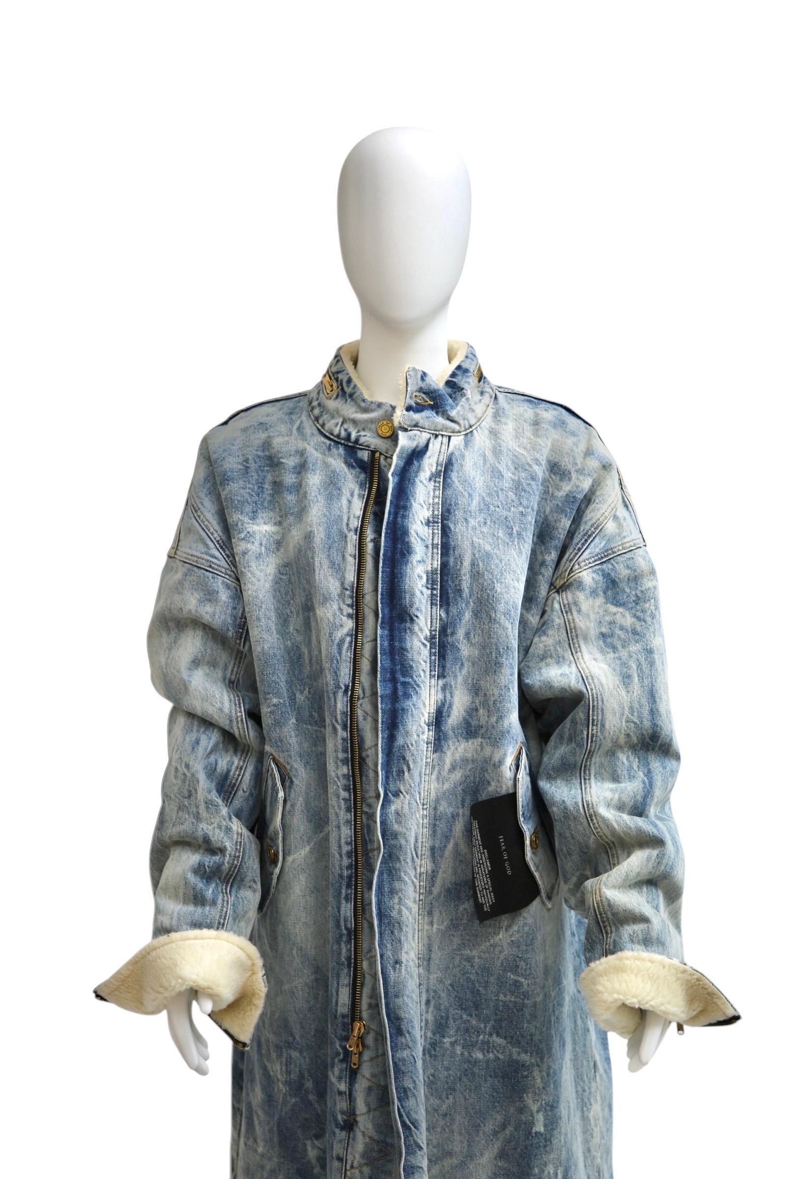 Fear of God Faux Shearling-Lined Selvedge Denim Coat – Men's – Mid Denim

Elevate your outerwear with this statement piece from Fear of God. Crafted from premium selvedge denim in a vintage-washed mid-blue tone, this coat combines rugged appeal with
