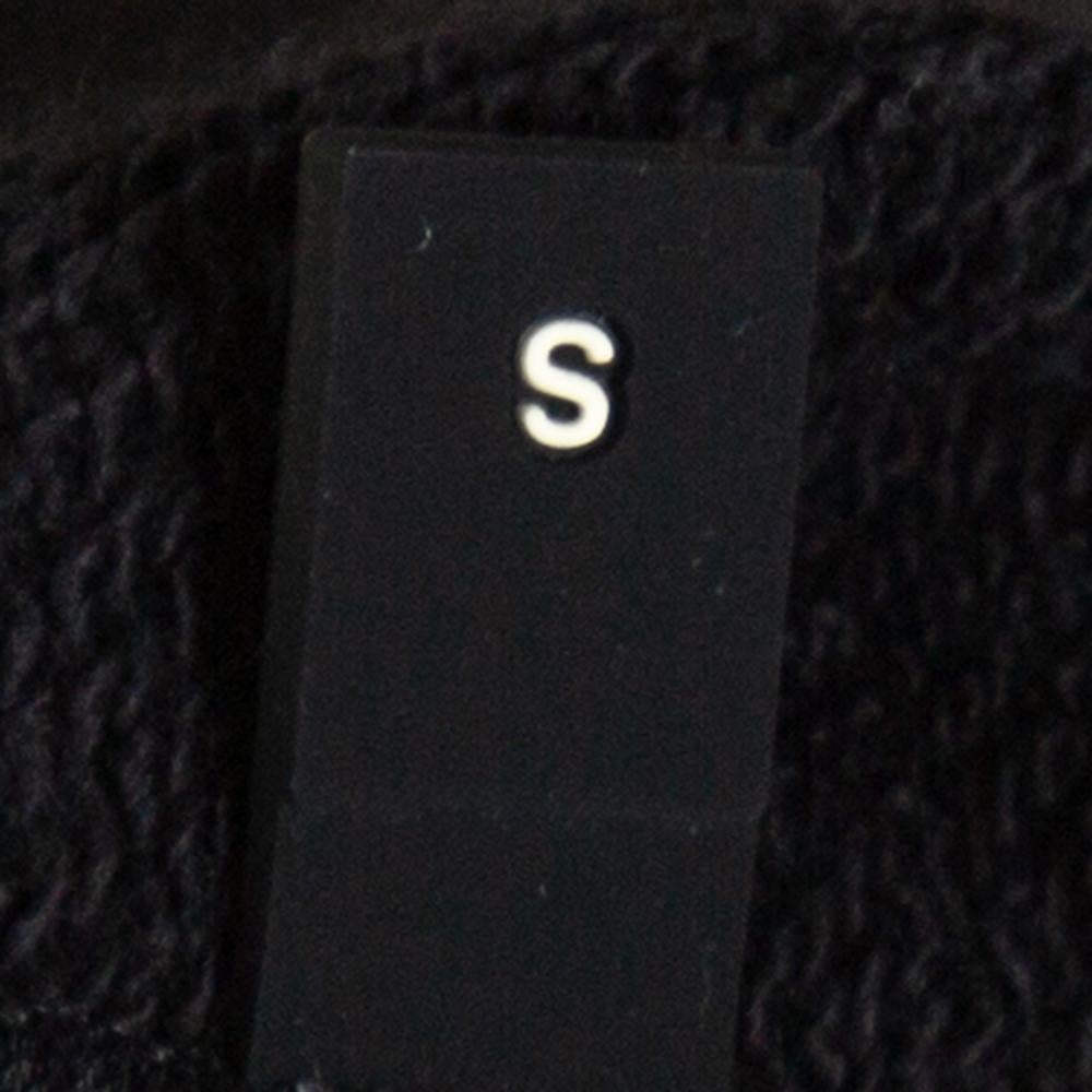 Fear of God Sixth Collection Black Logo Appliqued Mock Neck Sweatshirt S In Good Condition In Dubai, Al Qouz 2
