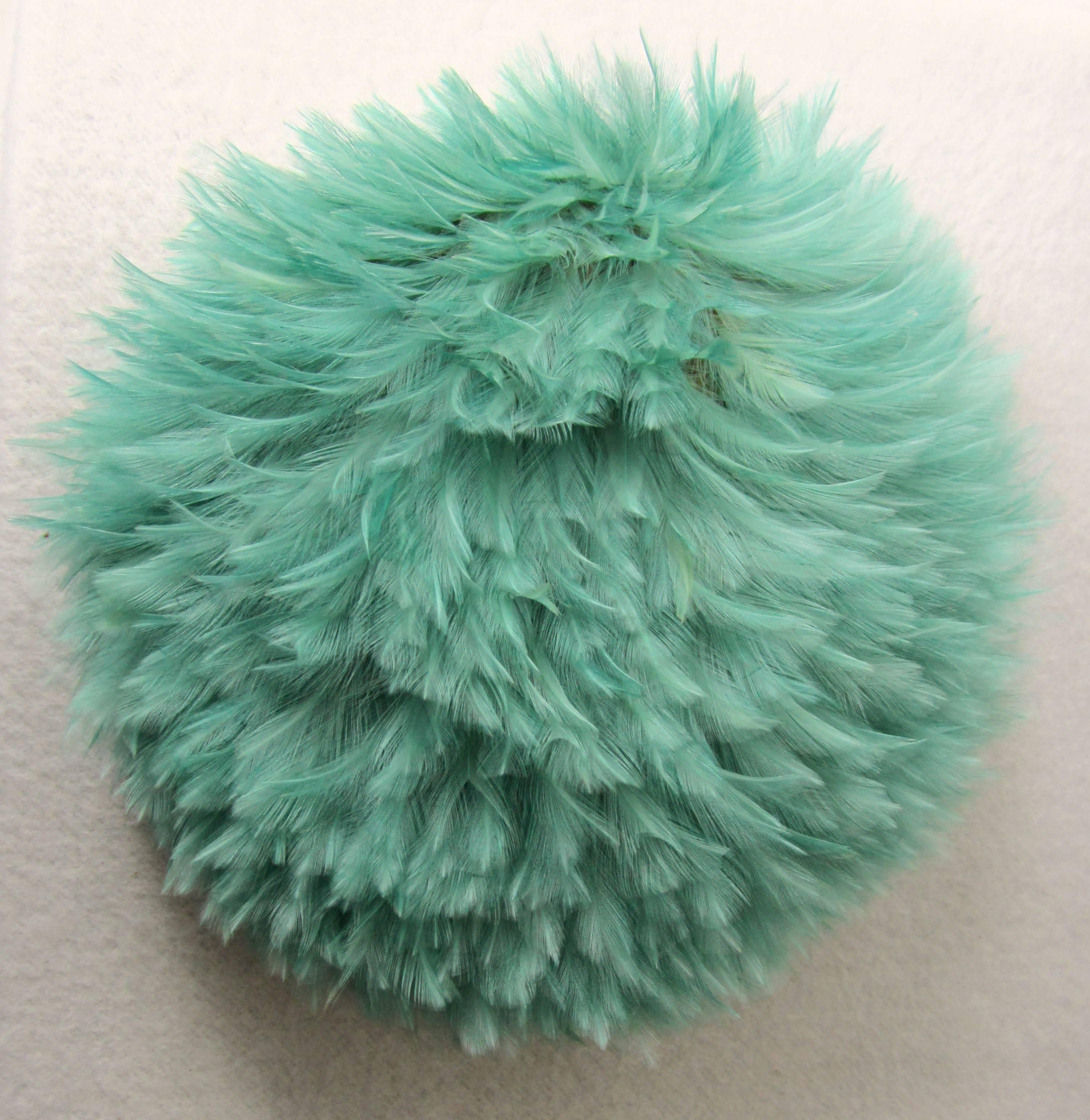 Feather Beret Hat De Pinna Salon Green 1960s  In Good Condition For Sale In Wallkill, NY