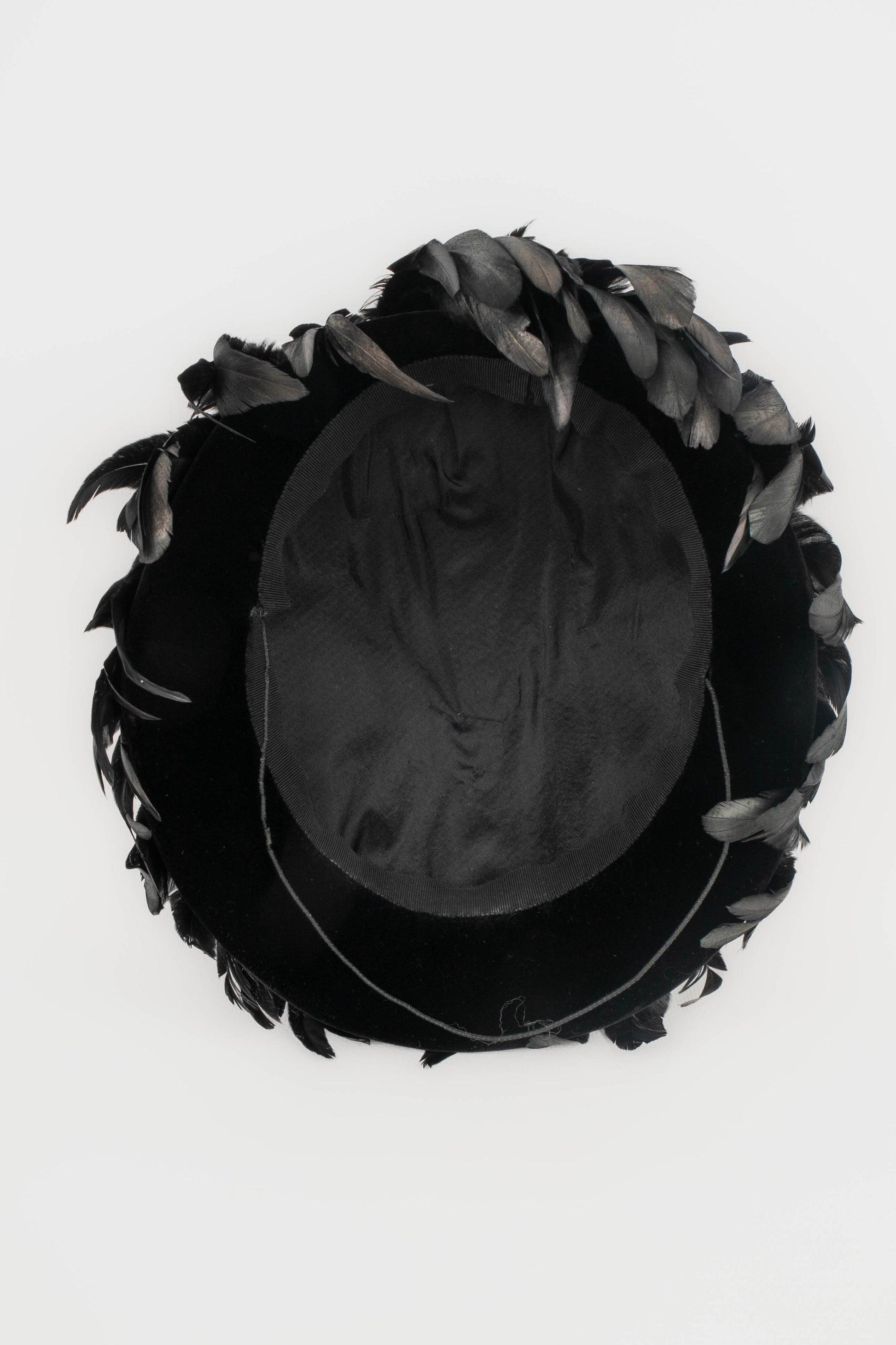 Feather Black Velvet Fasinator Hat For Sale 4