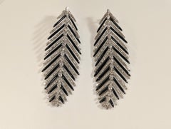 Feather Earrings in 18k White Gold, Silver, Diamonds and Enamel
