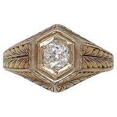 Vintage Edwardian Feather Engraved 14 Karat Gold & Old European Cut Diamond Ring