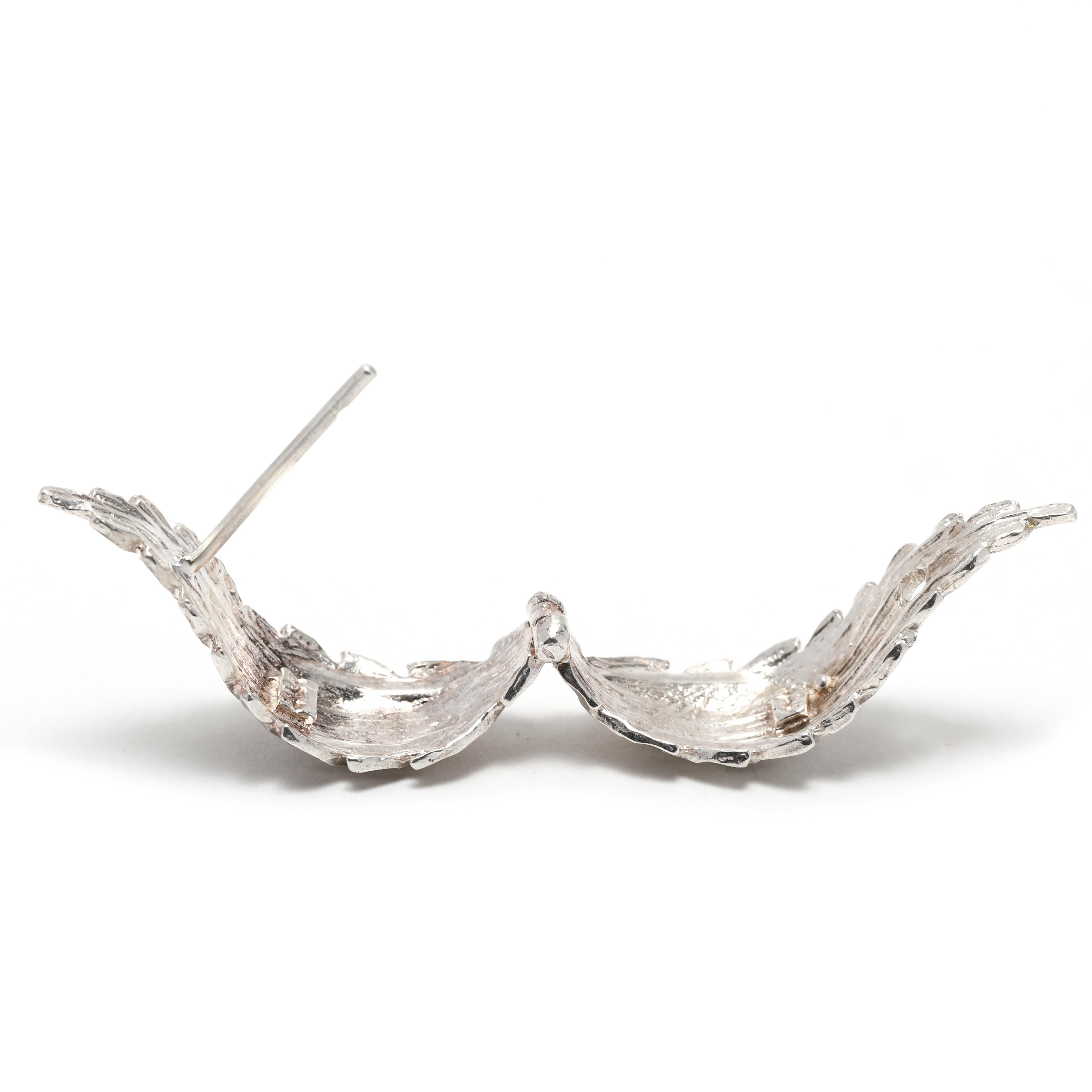 Feather Hoop Earrings, Sterling Silver, Engraved Feather Earrings In Good Condition In McLeansville, NC