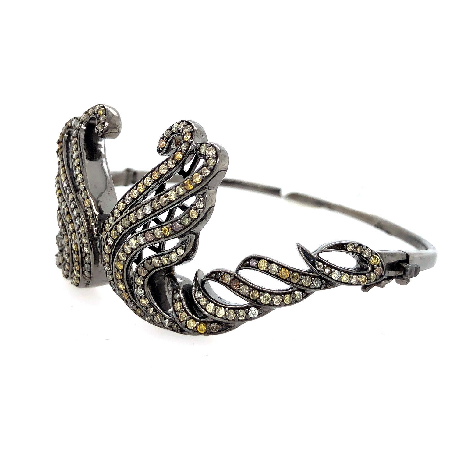 Contemporary Feather Shaped Palm Bracelet With Pave Diamonds Made In 18k Gold & Silver For Sale