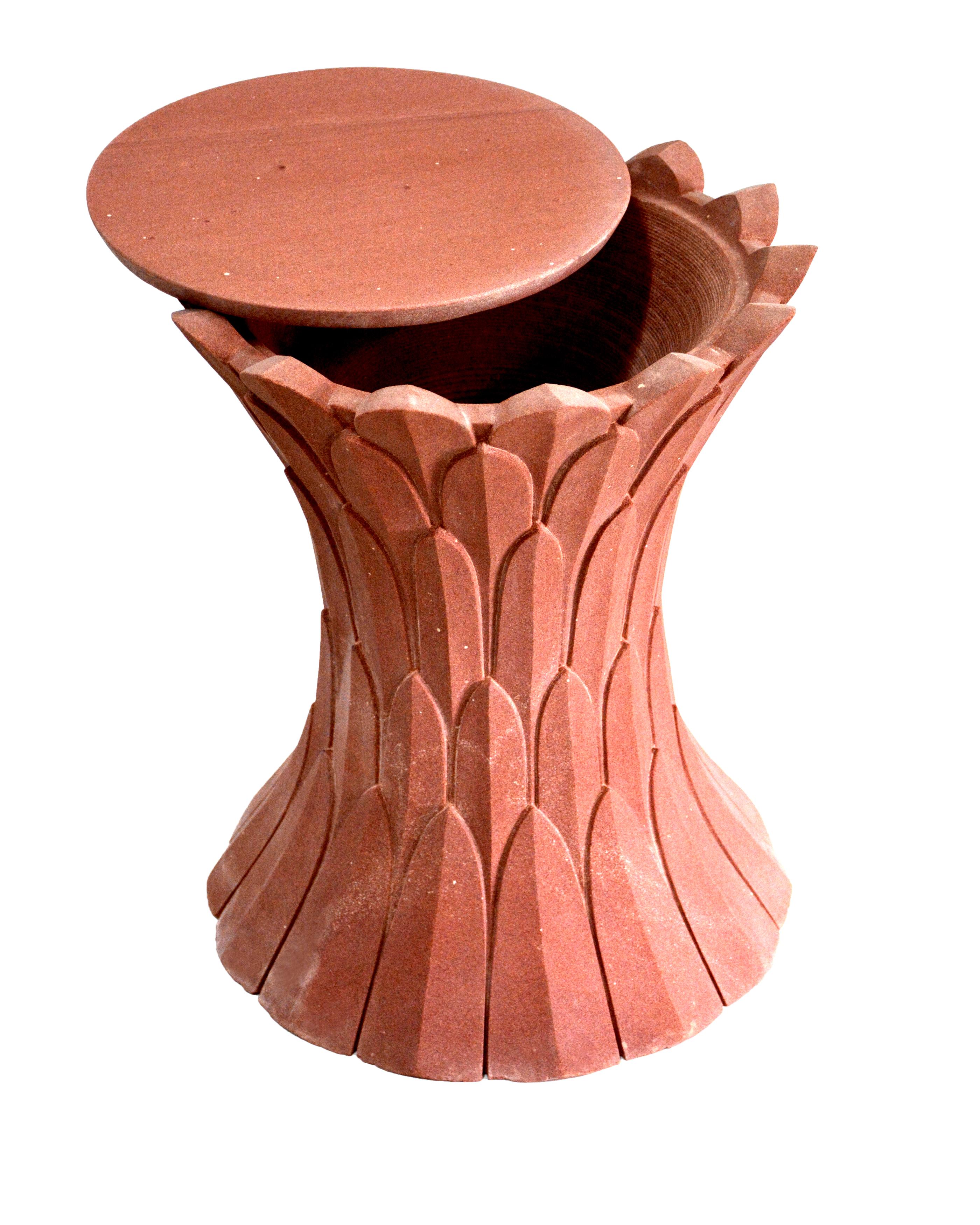 Indian Feathers Side Table in Agra Red Stone Handcrafted In India For Sale