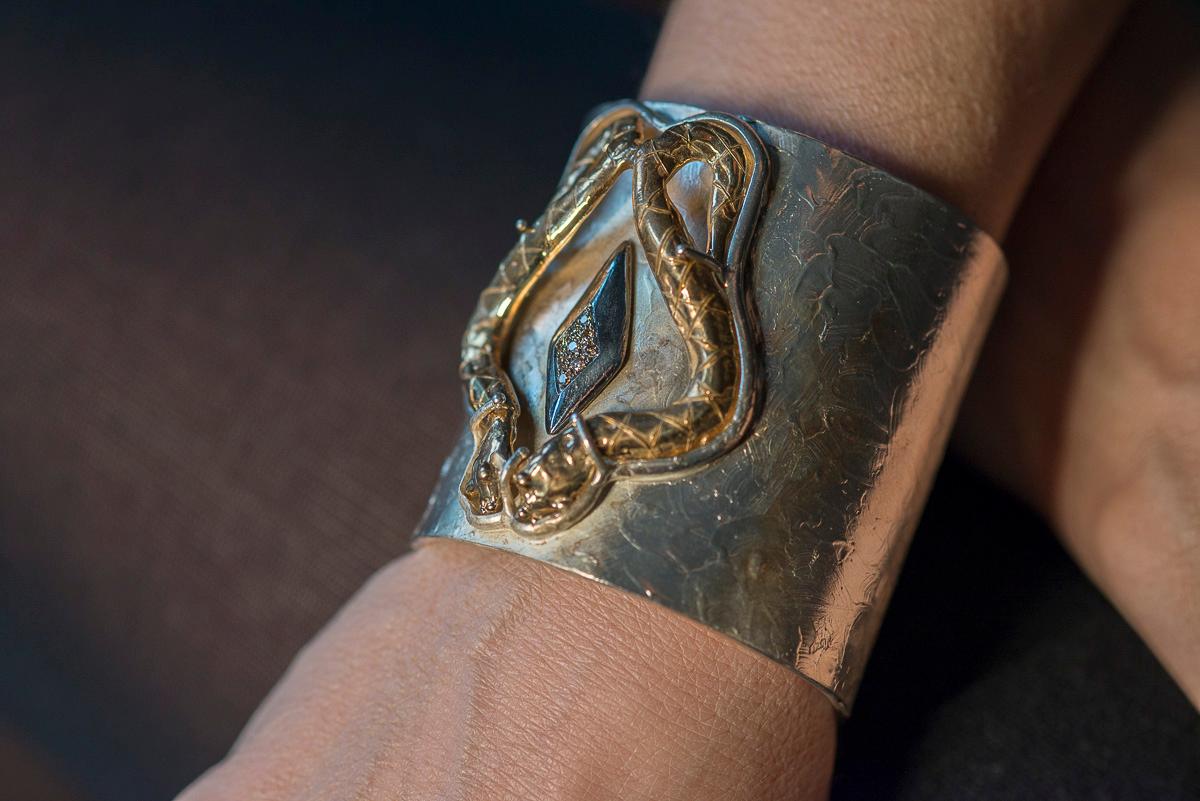 Modern Sensual Snake 0.20 Karat Diamond 24 Karat Gold-Plated Silver Sterling Cuff For Sale