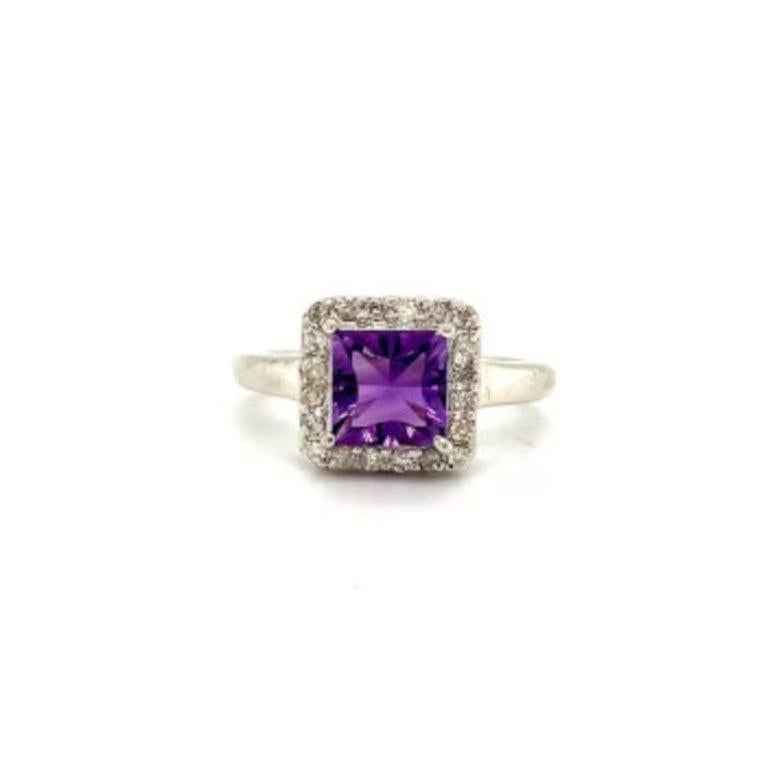 For Sale:  February Birthstone Amethyst with Halo Diamond Wedding Ring for Her in Silver 8