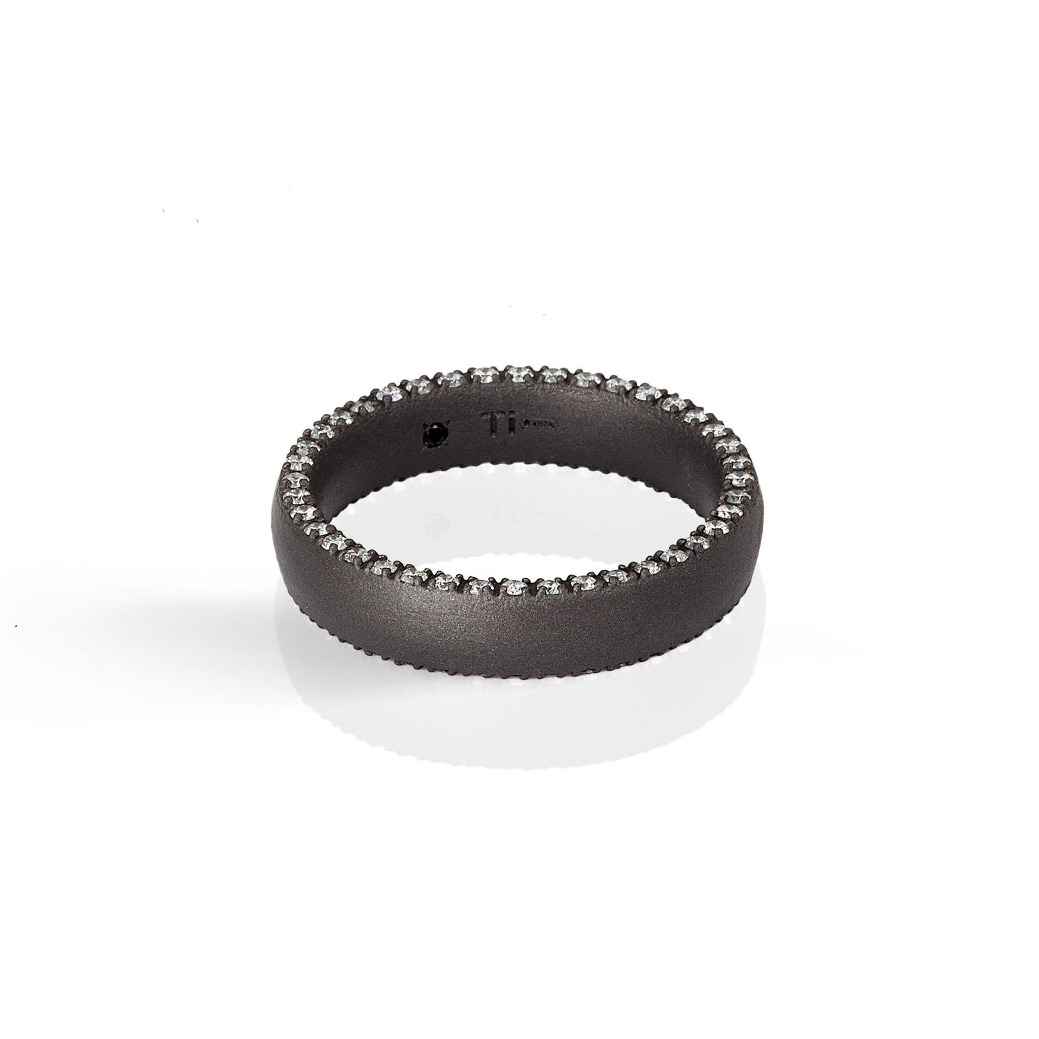 in vendita:  Fede matrimoniale MANO J anello titanio diamanti bianchi 0.81 carati misura 54mm 2