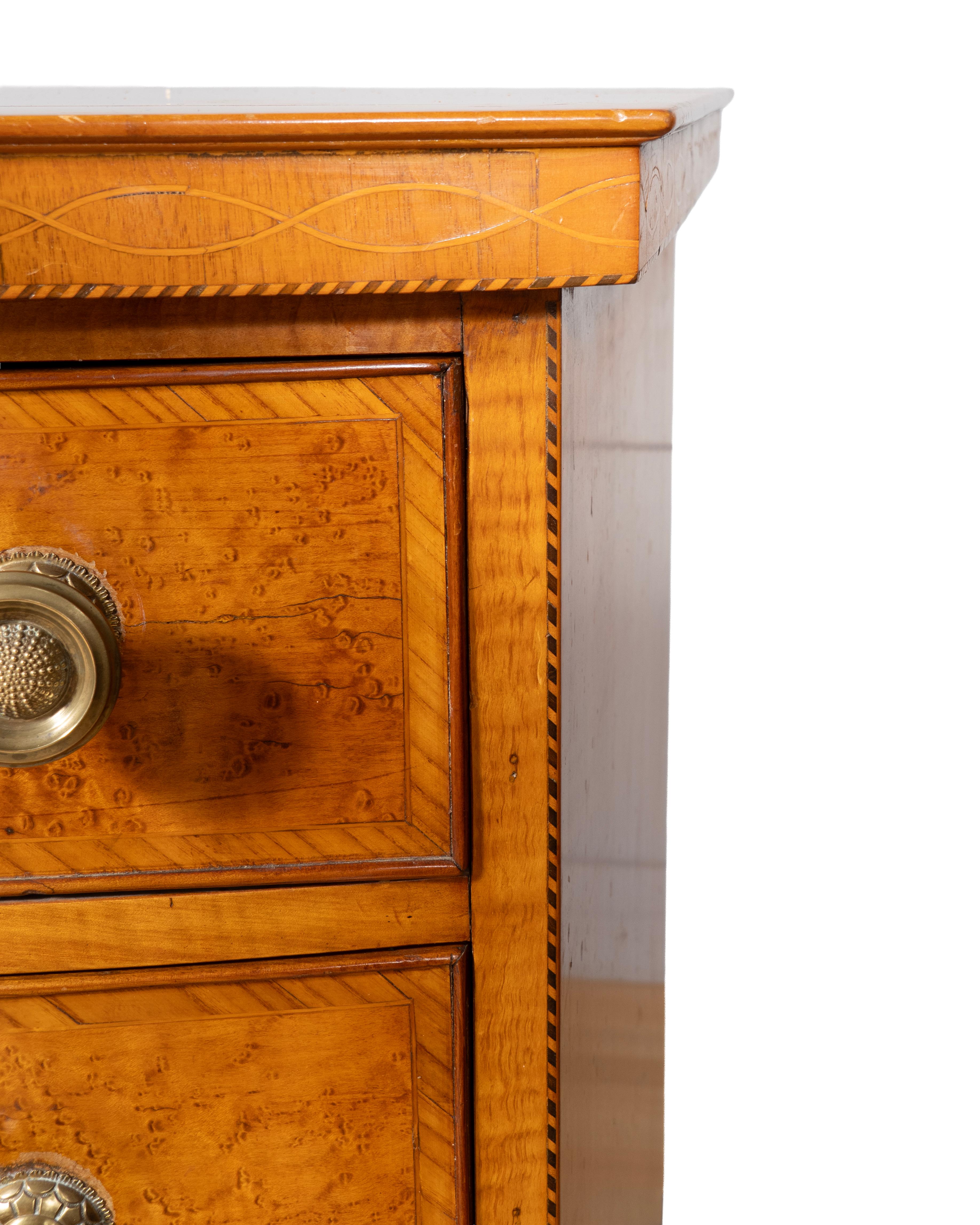 Federal Birdseye Maple Bow Front Chest Of Drawers For Sale 5