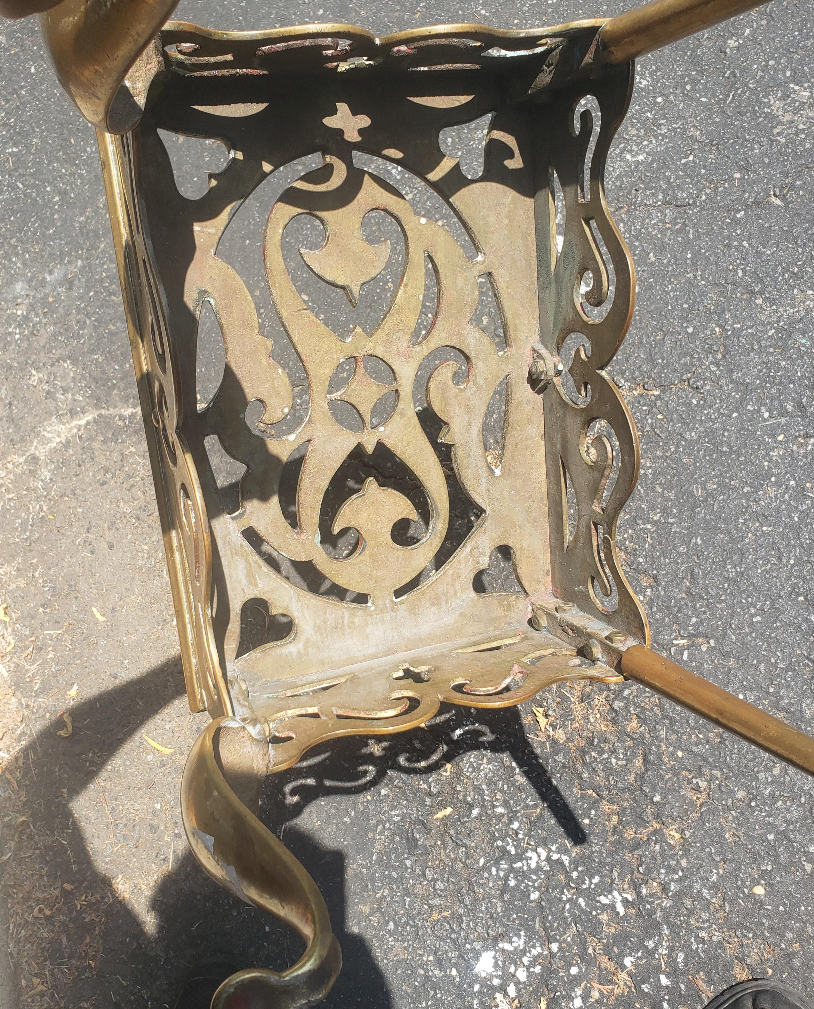 Federal Cast Brass Hearth Bench Fireplace Trivet / Stool, circa 1840s For Sale 3