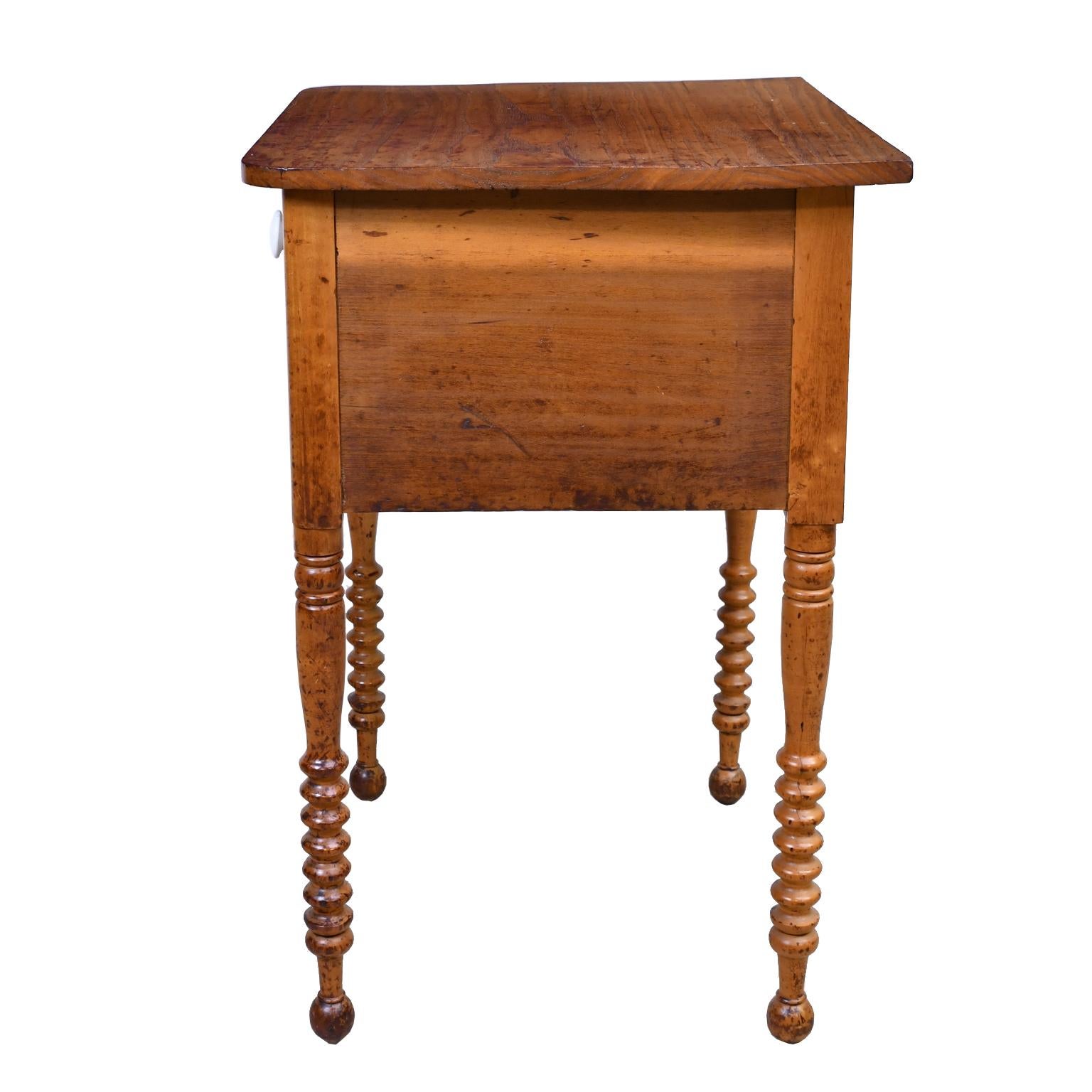 Turned Federal Country Table or Nightstand in Fruitwood with Drawers, Pennsylvania