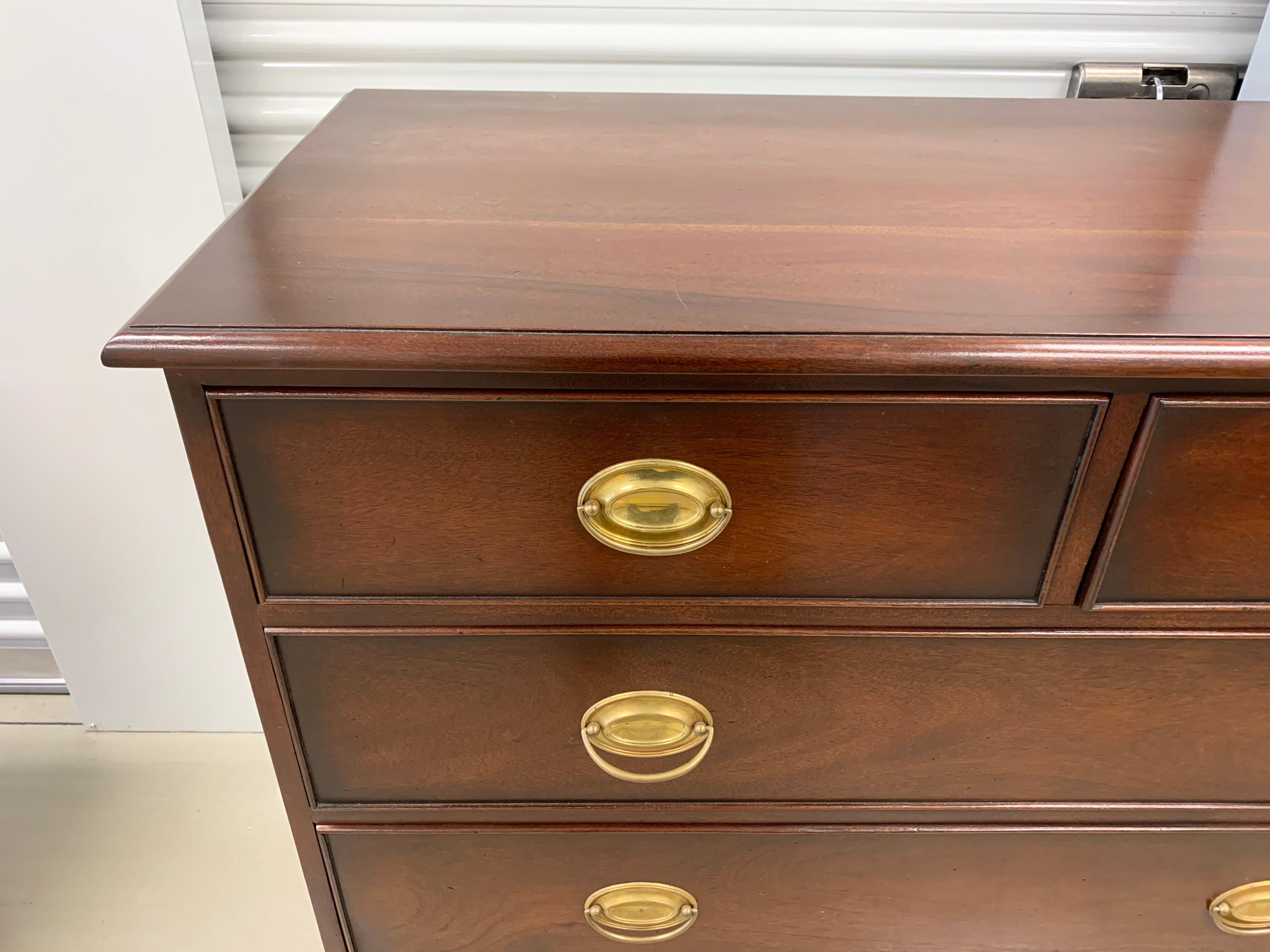 American Federal Five-Drawer Mahogany Dresser Commode Chest of Drawers