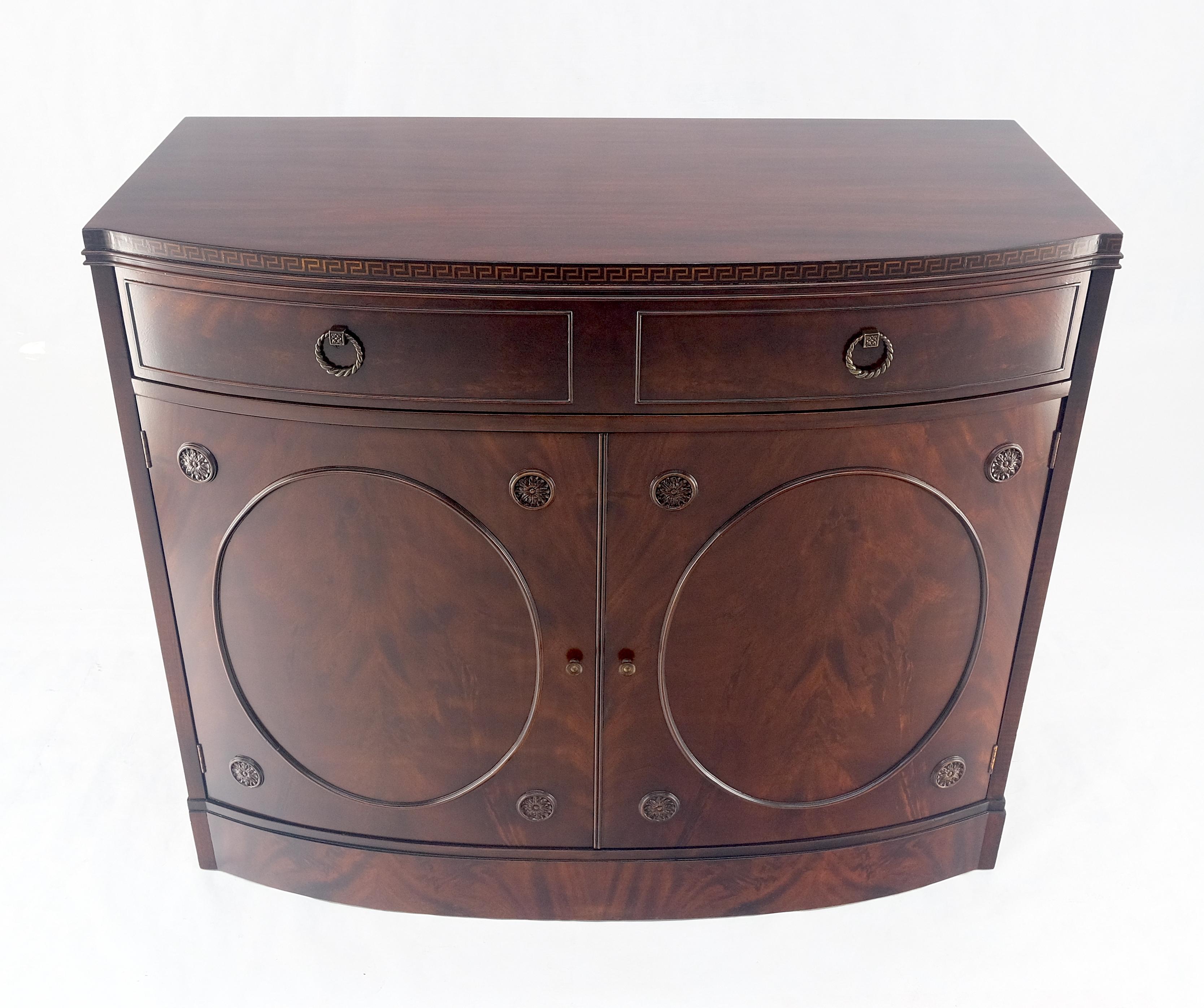 Americano Feder Flame Crotch Mahogany Bow Front Double Door Sideboard MINT! in vendita