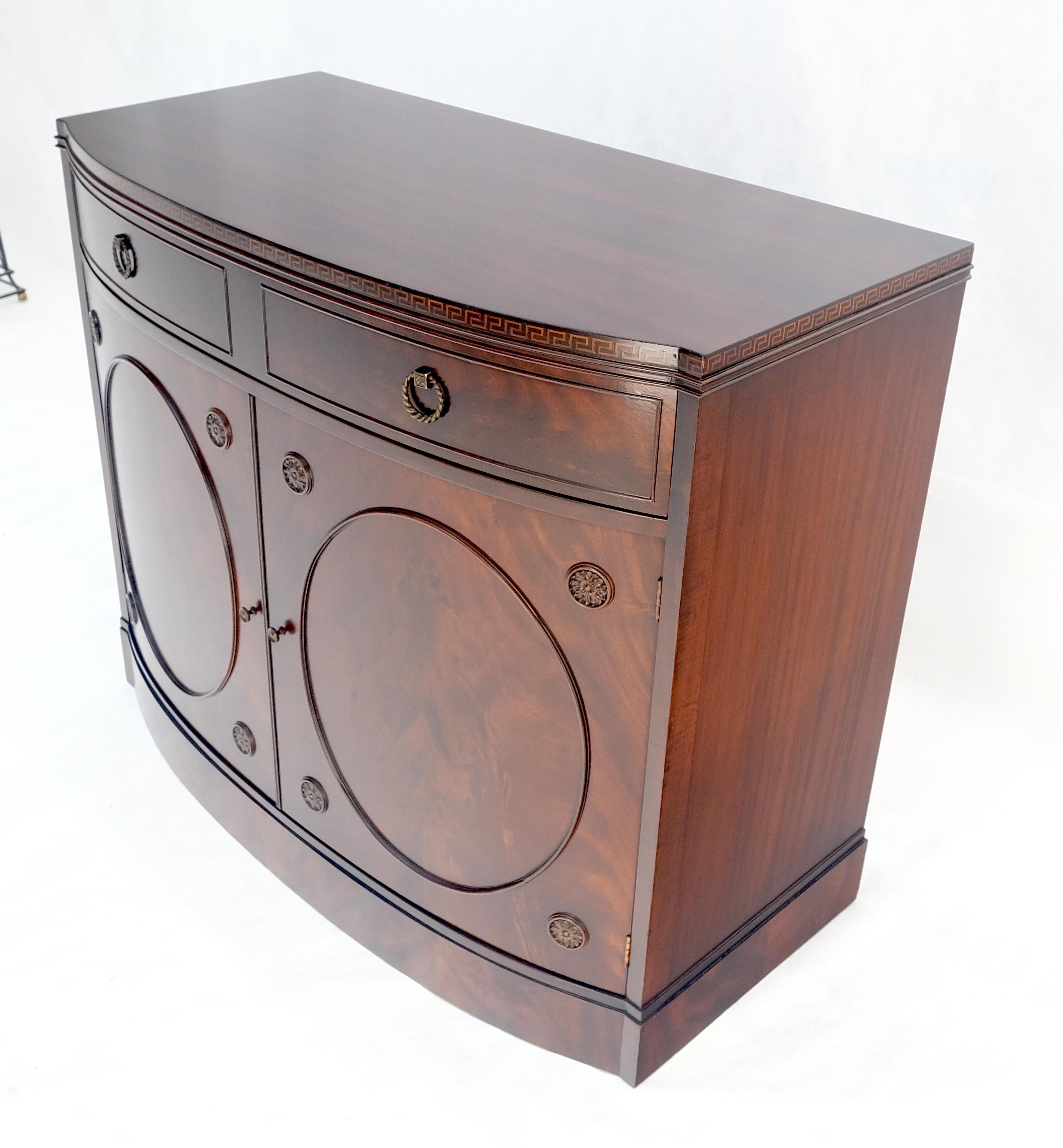 Feder Flame Crotch Mahogany Bow Front Double Door Sideboard MINT! in vendita 1