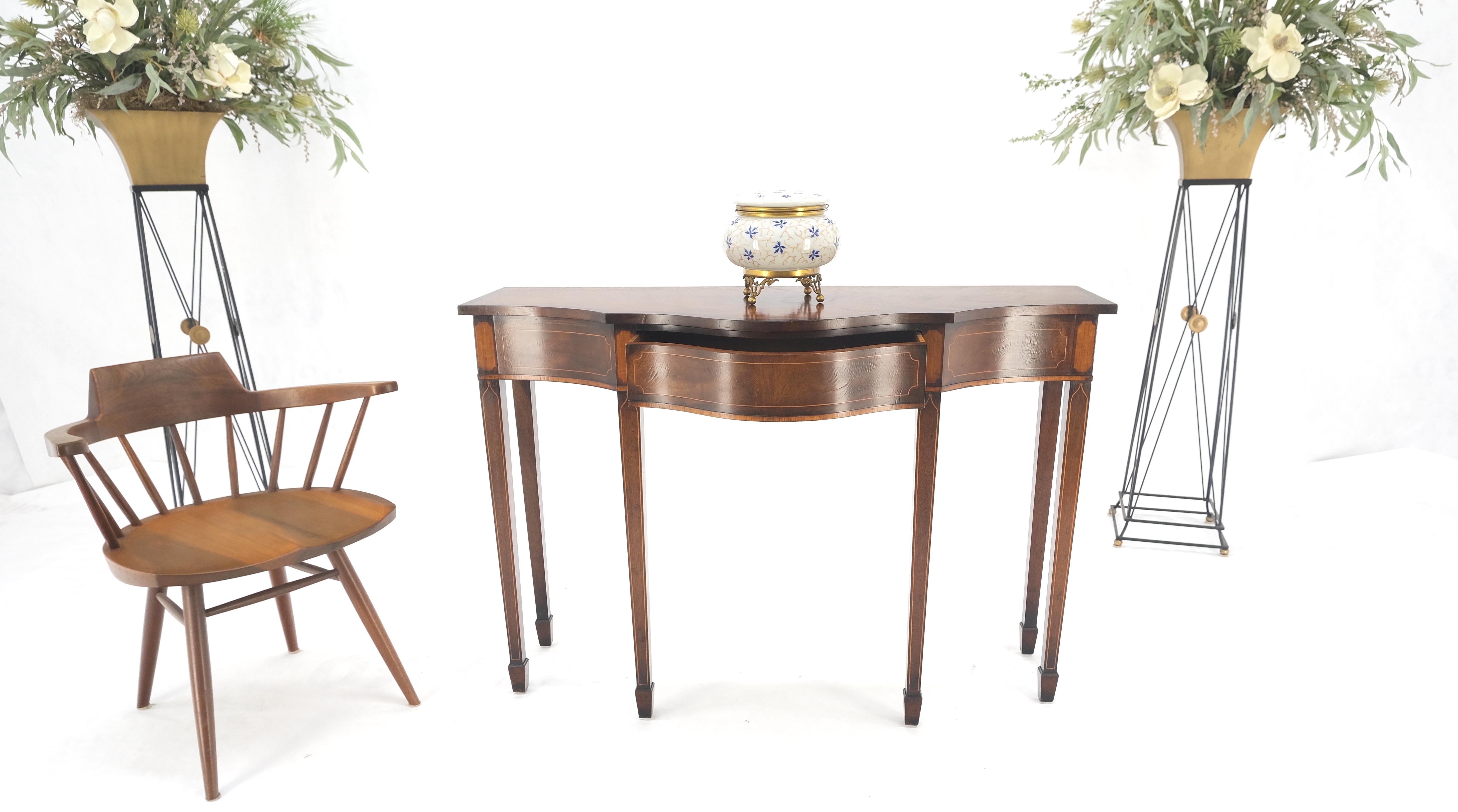 Table console à 6 pieds Federal Flame Mahogany Banded Serpentine Front MINT ! en vente 6