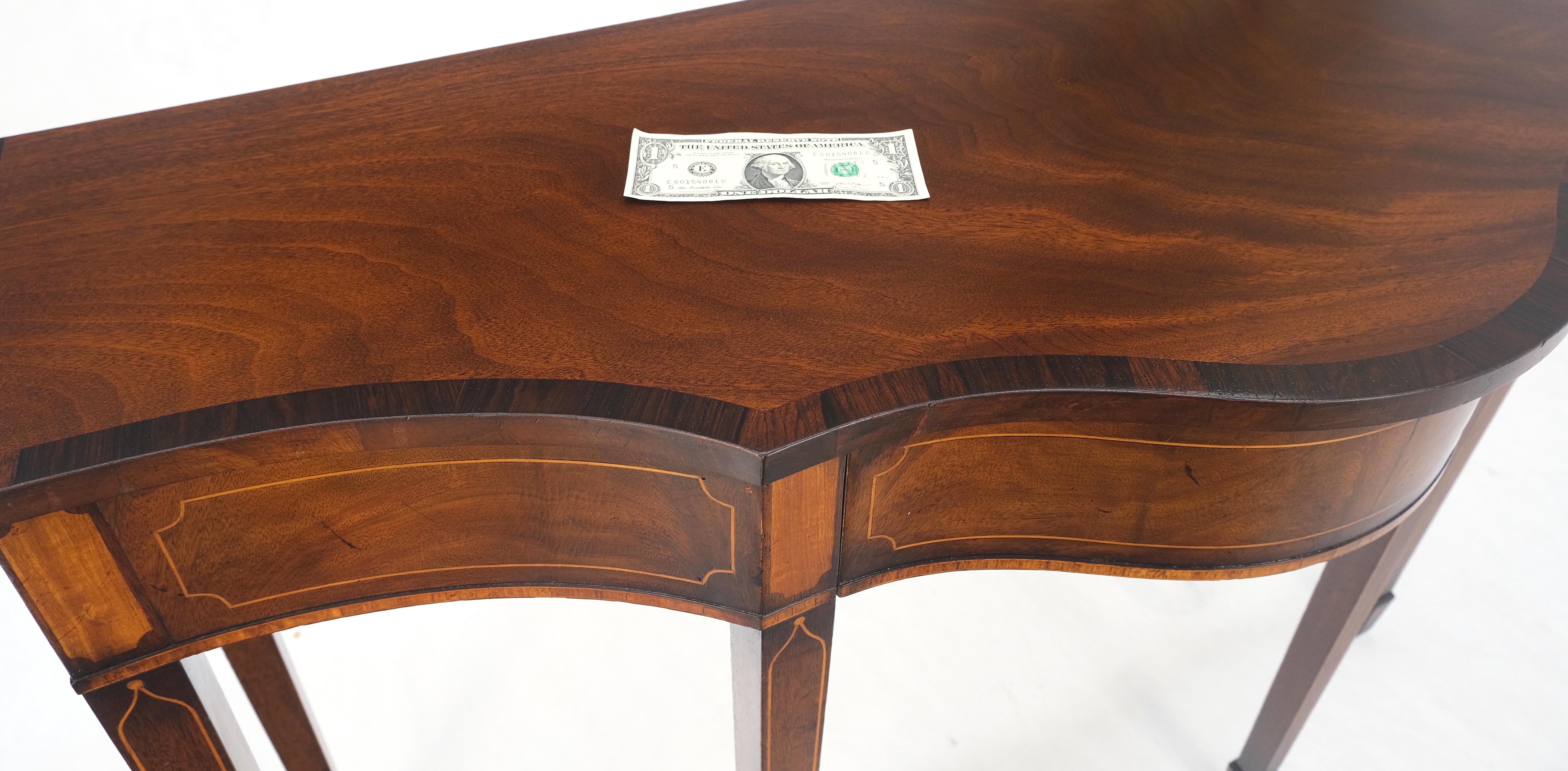 Federal Flame Mahogany Banded Serpentine Front 6 Legged Console Table MINT! In Good Condition For Sale In Rockaway, NJ
