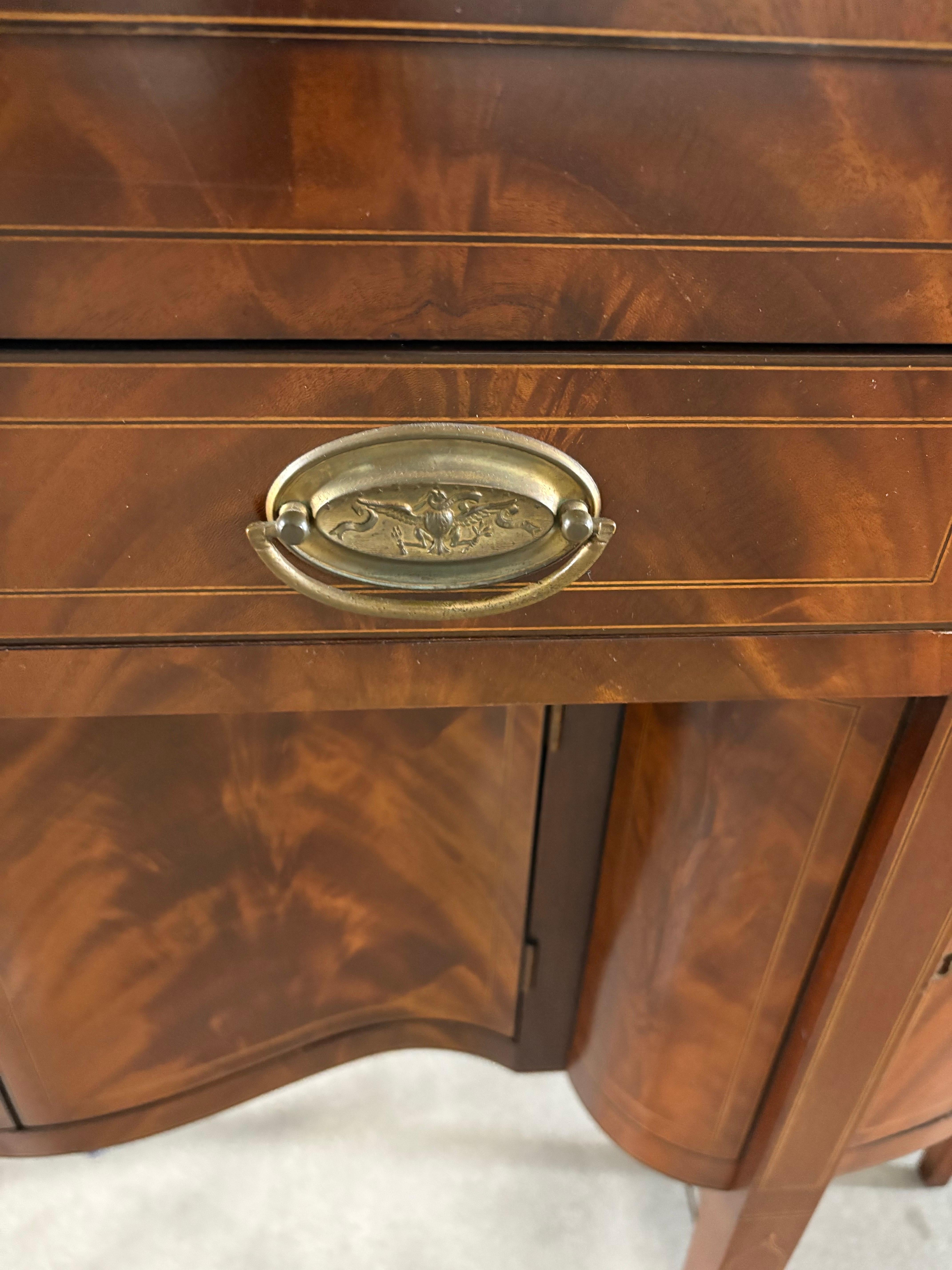 Credenza Feder in mogano intarsiato di Kittinger, XX secolo in vendita 10