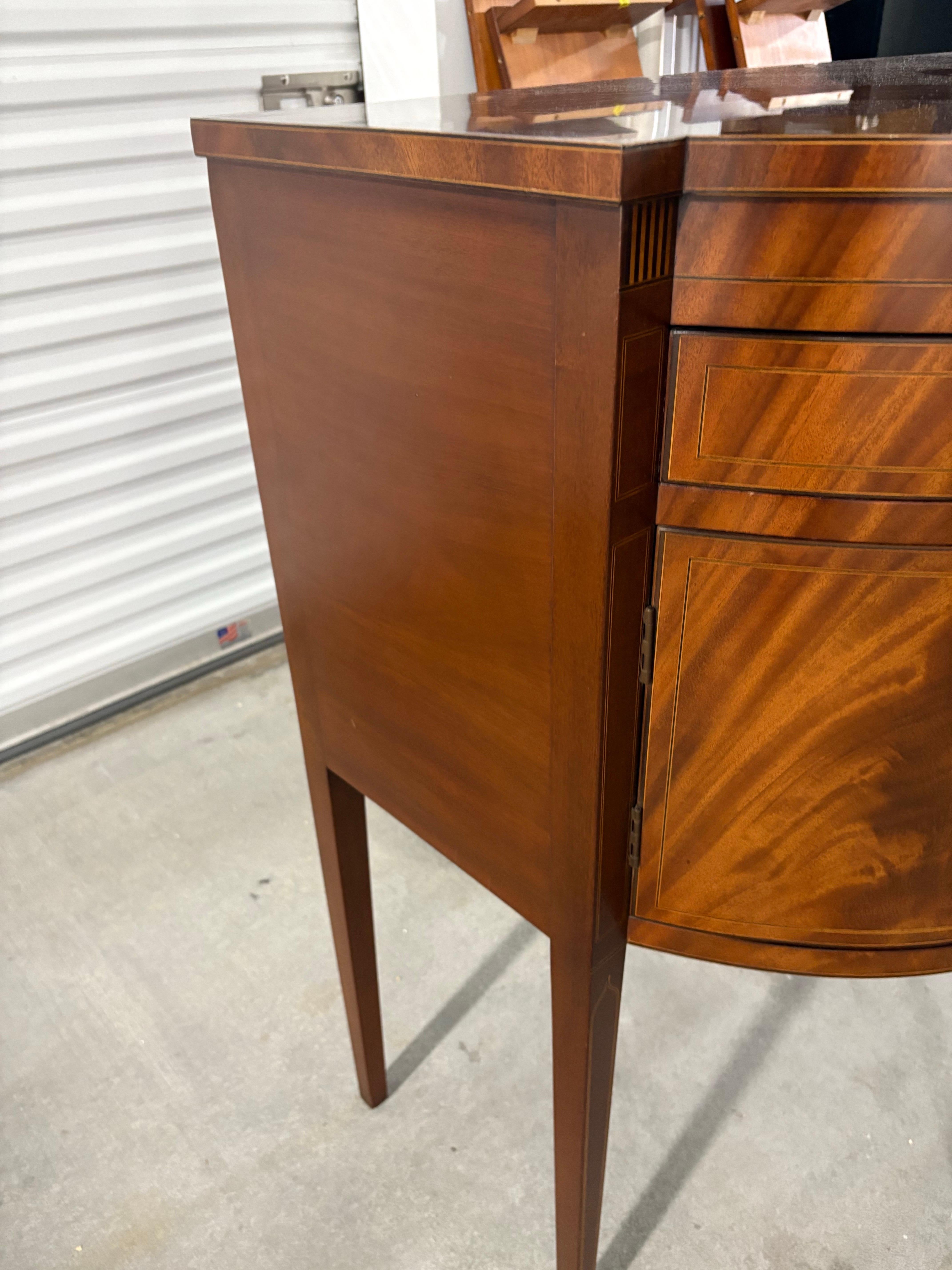 Credenza Feder in mogano intarsiato di Kittinger, XX secolo in vendita 12