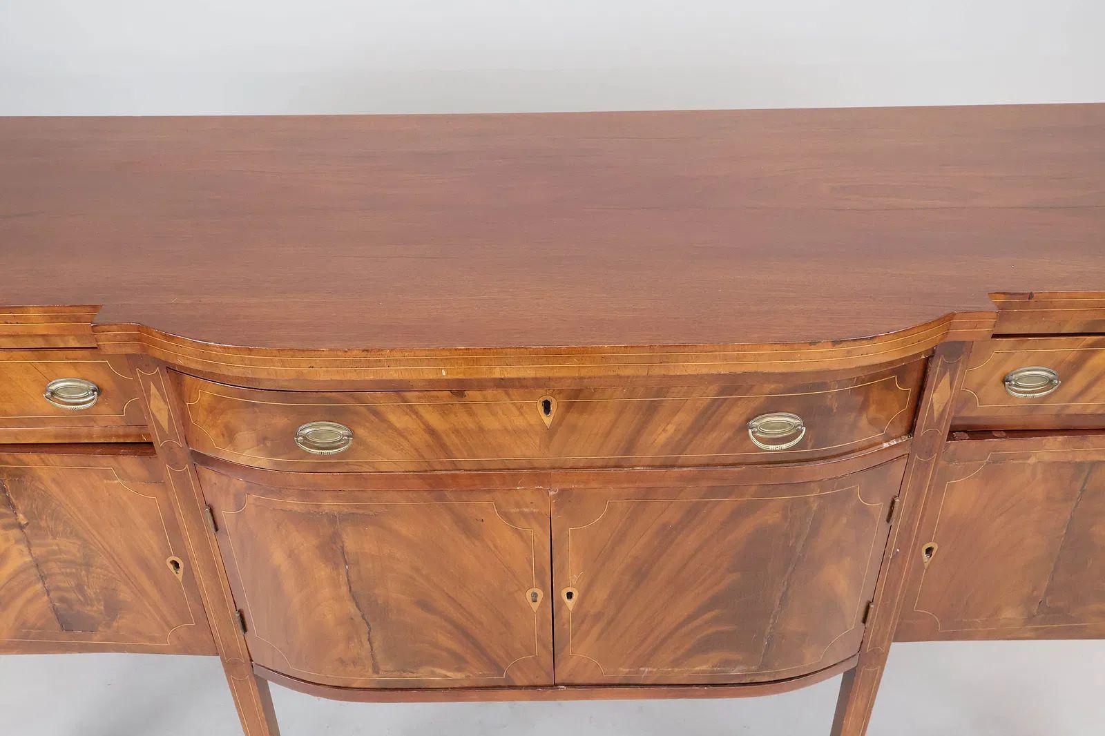 Credenza Feder in mogano intarsiato, 1800-1820 ca. in vendita 1