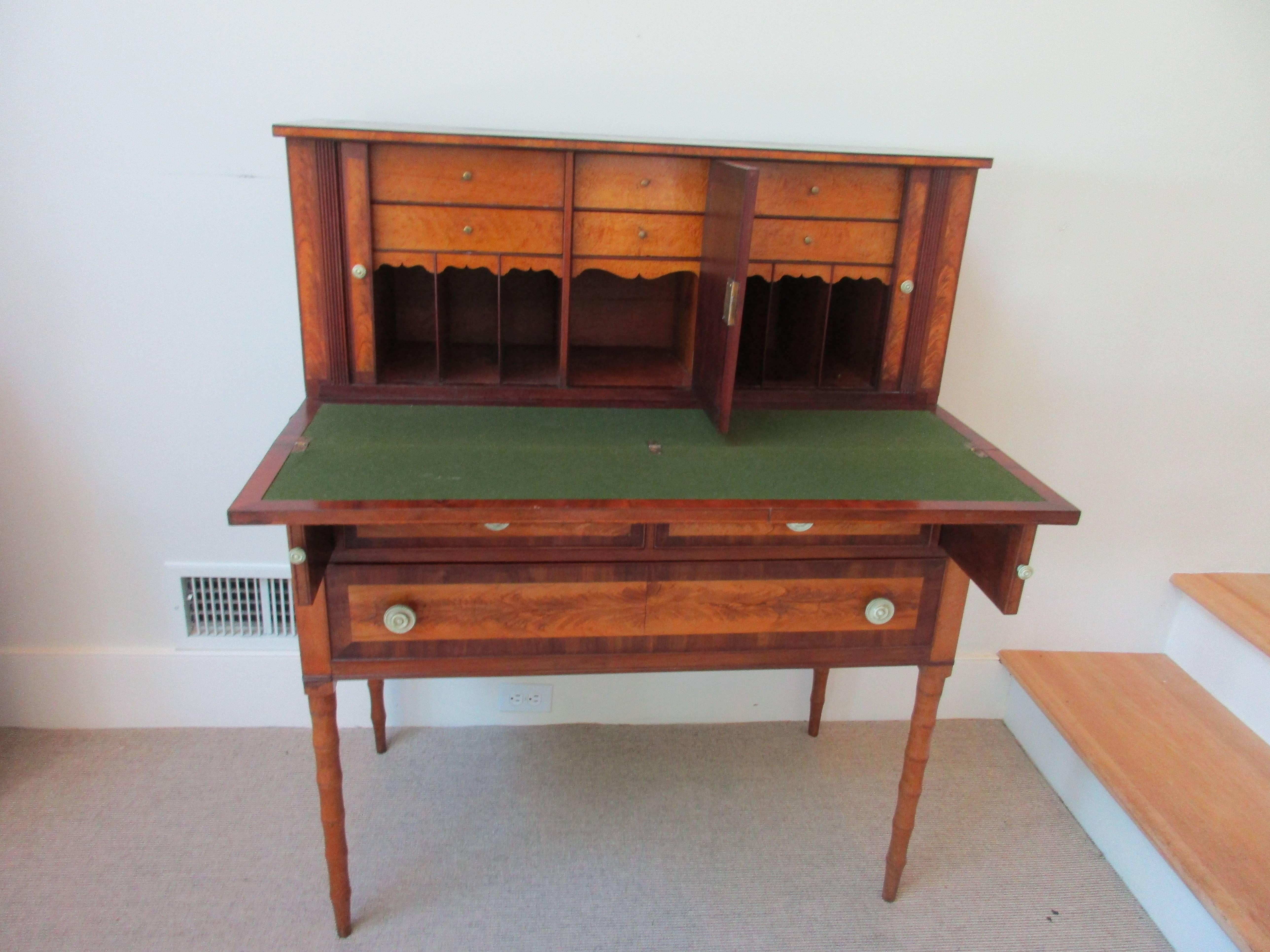 Hand-Crafted Federal Mahogany and Birch Inlaid Secretary/Desk sq For Sale