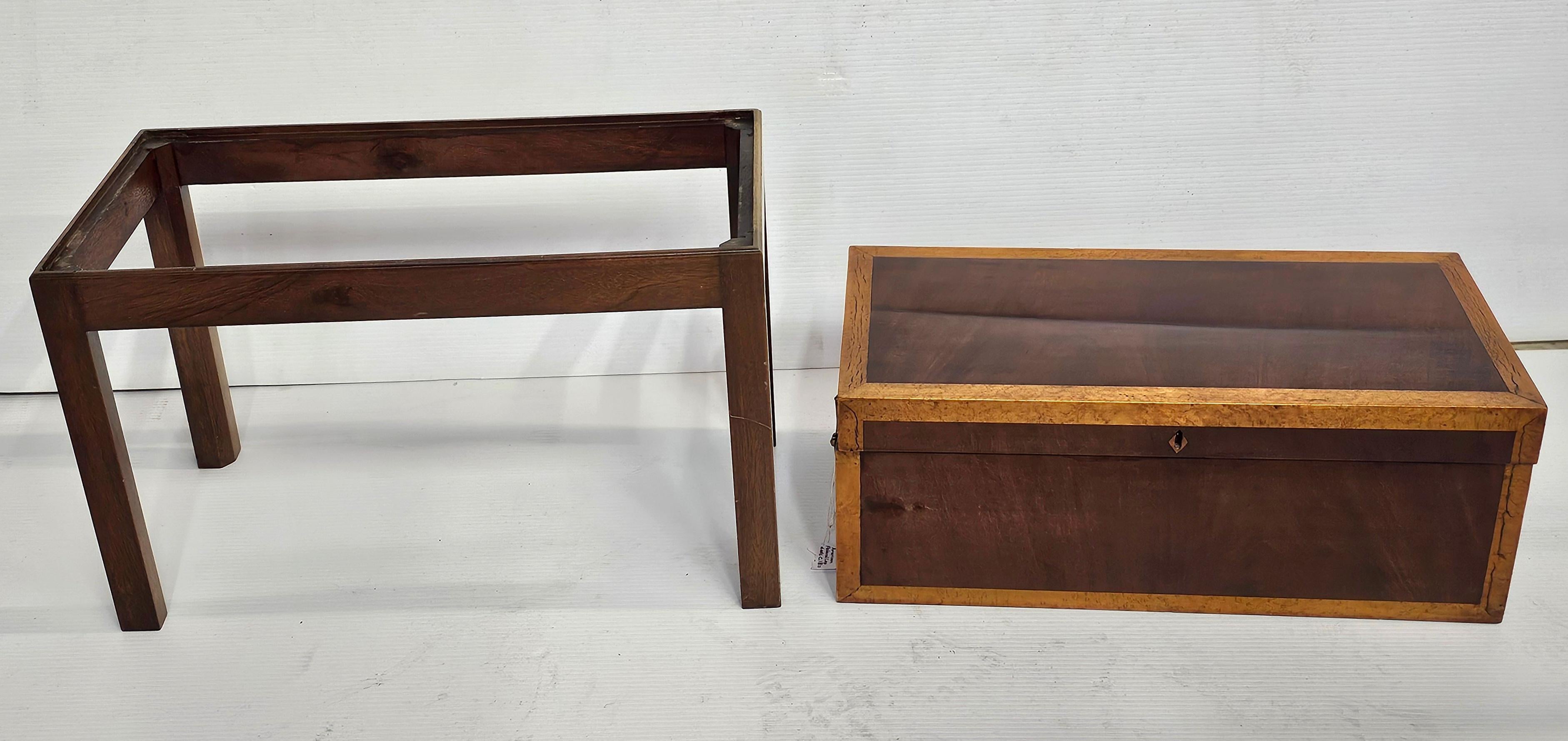 Federal Mahogany and Birdseye Maple Lap Desk on Stand, Circa 1810s For Sale 6
