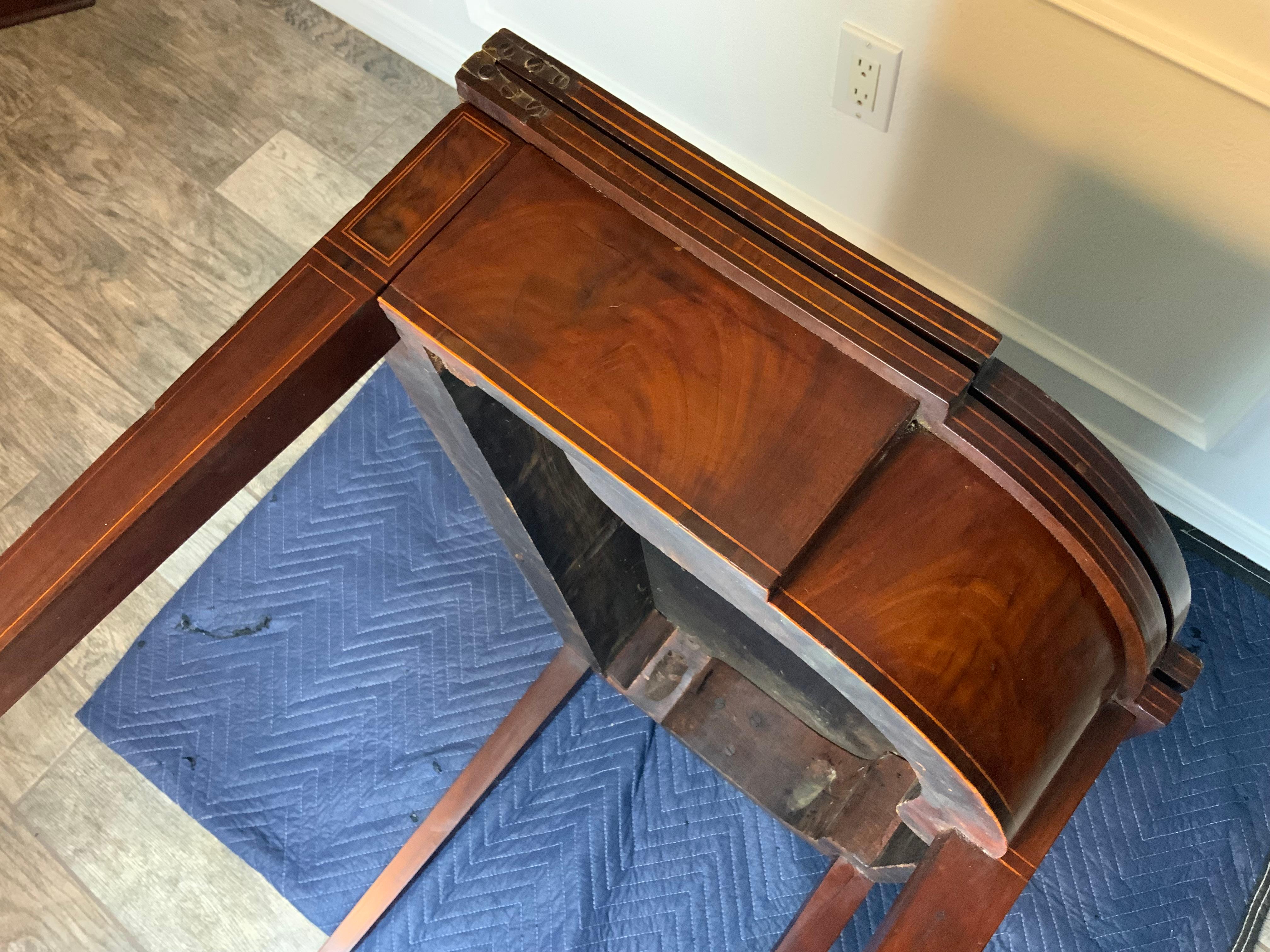 Federal Mahogany Card Table For Sale 7