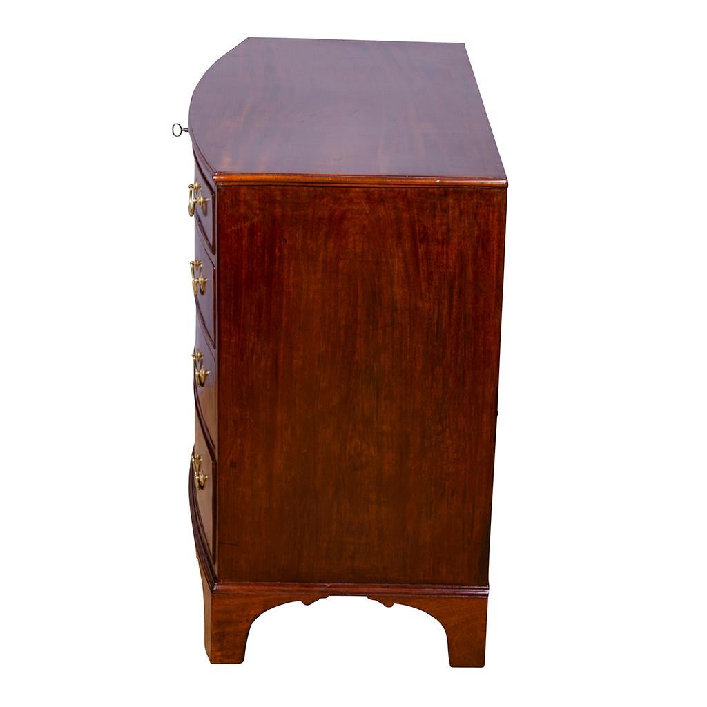 Federal Mahogany Chest of Drawers 6