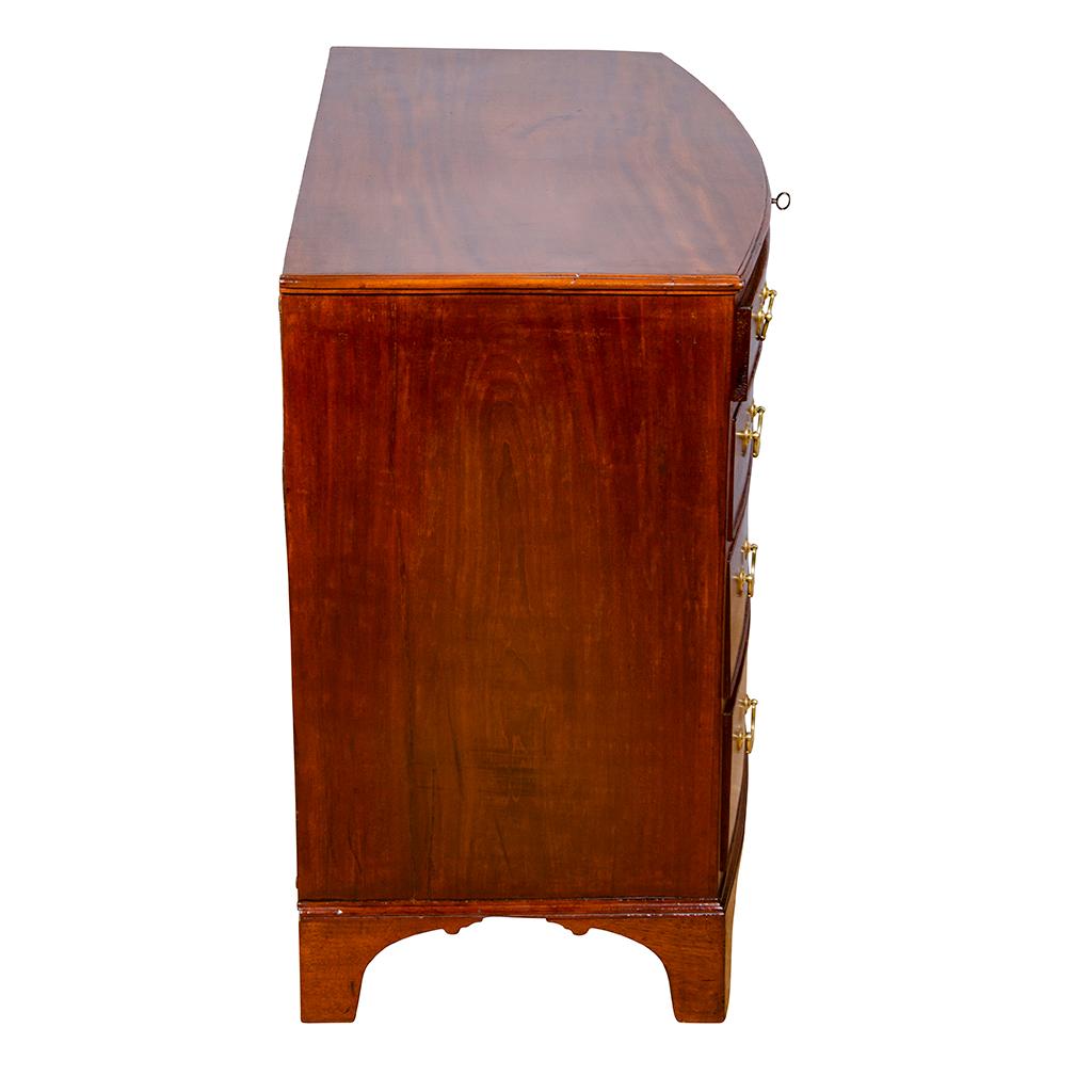 Federal Mahogany Chest of Drawers 3
