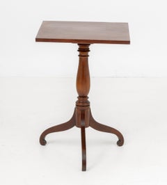 Federal Mahogany Lamp Table