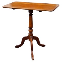 Antique Federal Mahogany Rectangular Tilt Top Side Table
