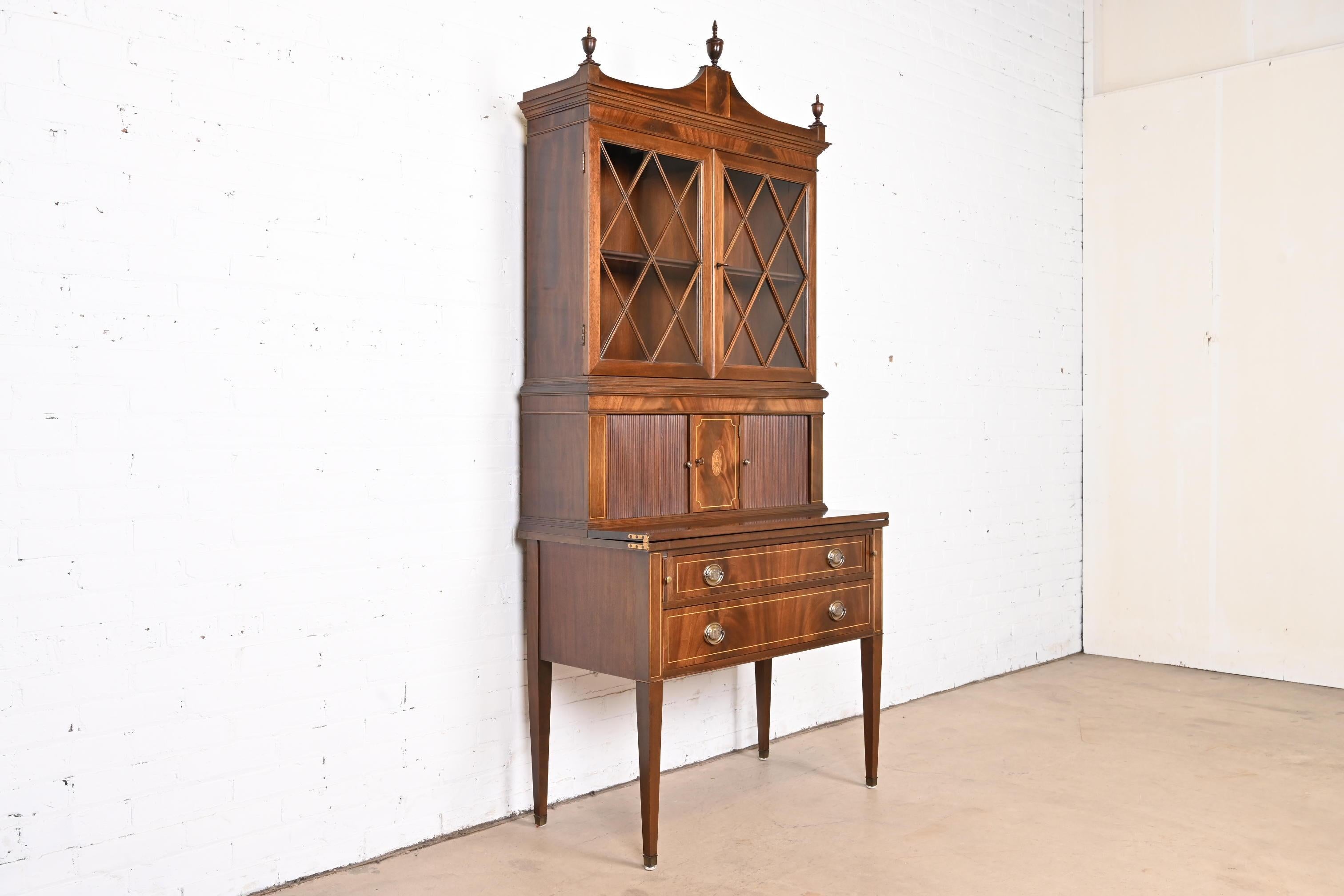 Federal Mahogany Secretary Desk With Bookcase Attributed to Imperial Furniture In Good Condition In South Bend, IN