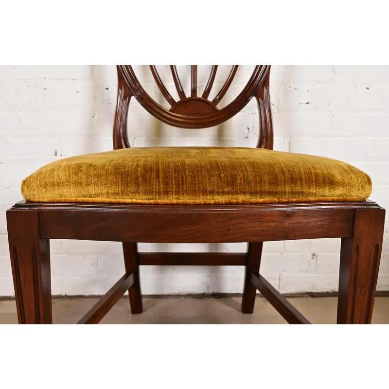 Federal Mahagoni Schild zurück Side Chairs oder Esszimmerstühle, Paar im Angebot 4