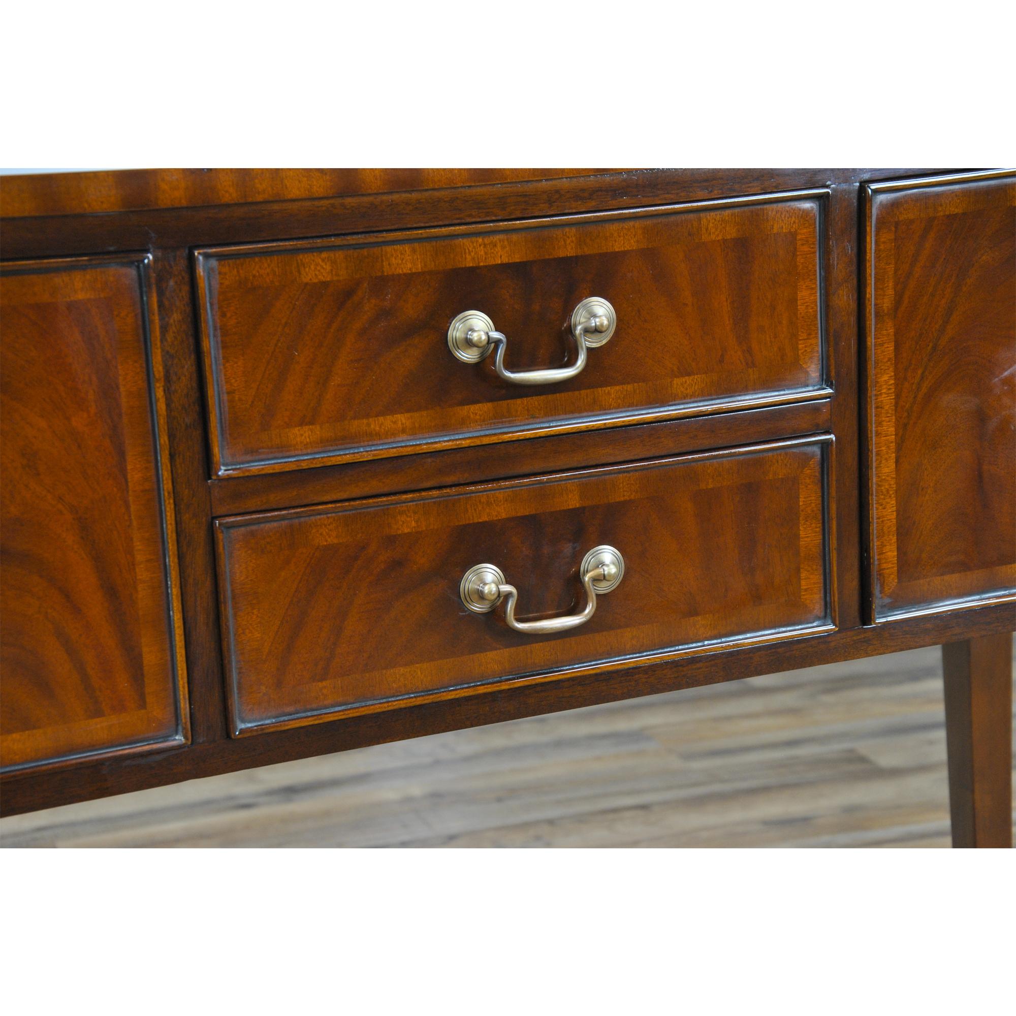 Federal Mahogany Sideboard  For Sale 2
