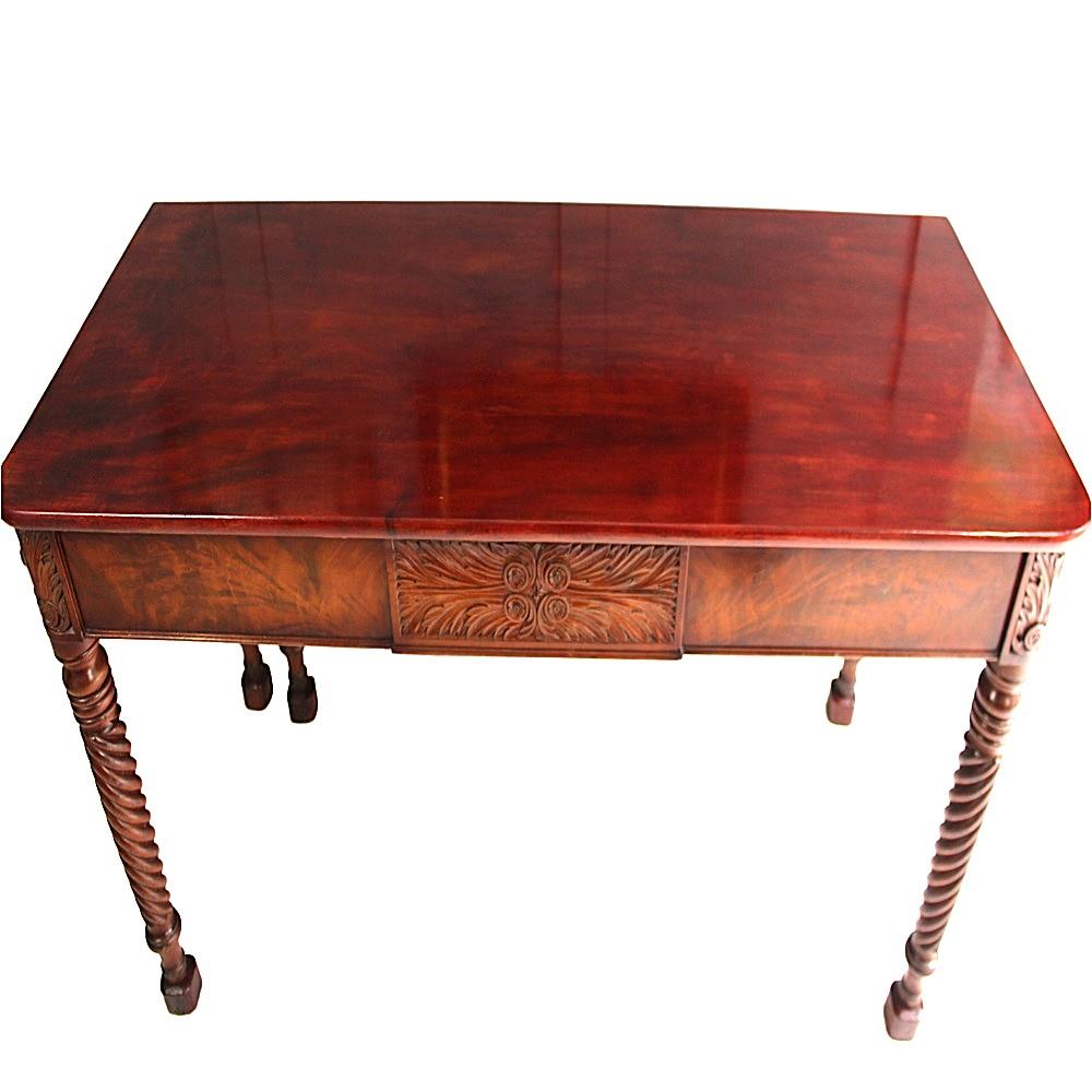Table à manger cubaine du Massachusetts fédéral en vente 5