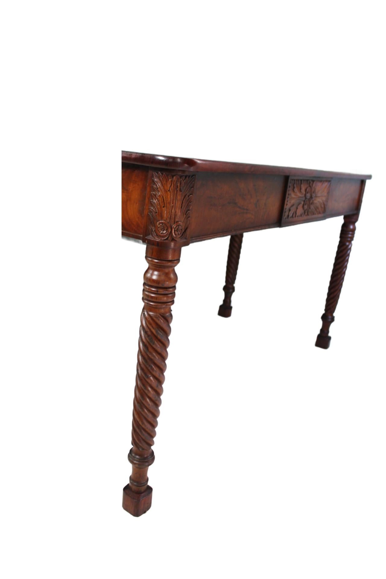 Table à manger cubaine du Massachusetts fédéral en vente 7