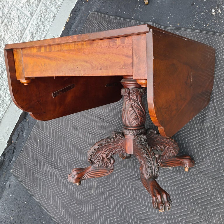 Federal Period Mahogany Carved Drop Leaf Dining Table For Sale 8
