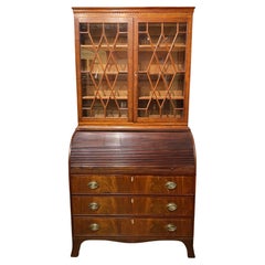 Bureau de secrétaire en acajou du Massachusetts d'époque fédérale avec tambour cylindrique
