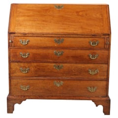 Federal Period Slant-Front Desk in Cherry and Mahogany, Circa 1790