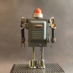 Federal Robot Sculpture by Bennett Robot Works