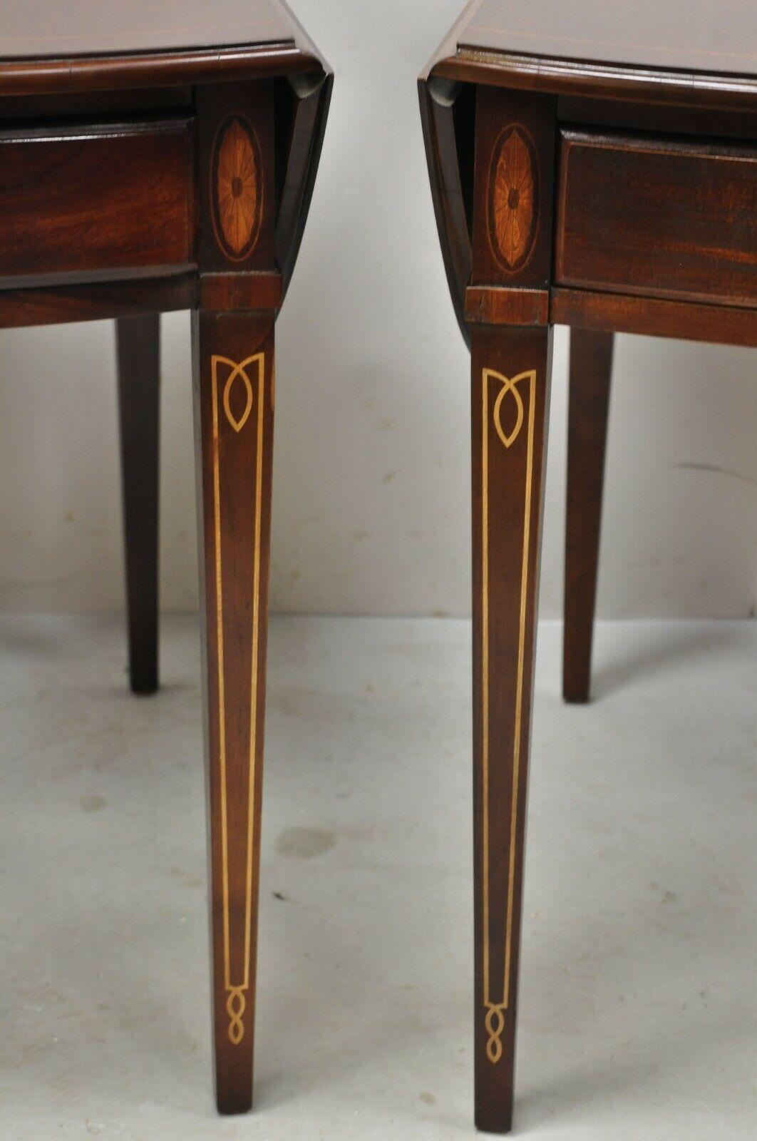 Federal Sheraton Mahogany Pembroke Side Table with Inlay by Hammary, a Pair In Good Condition In Philadelphia, PA