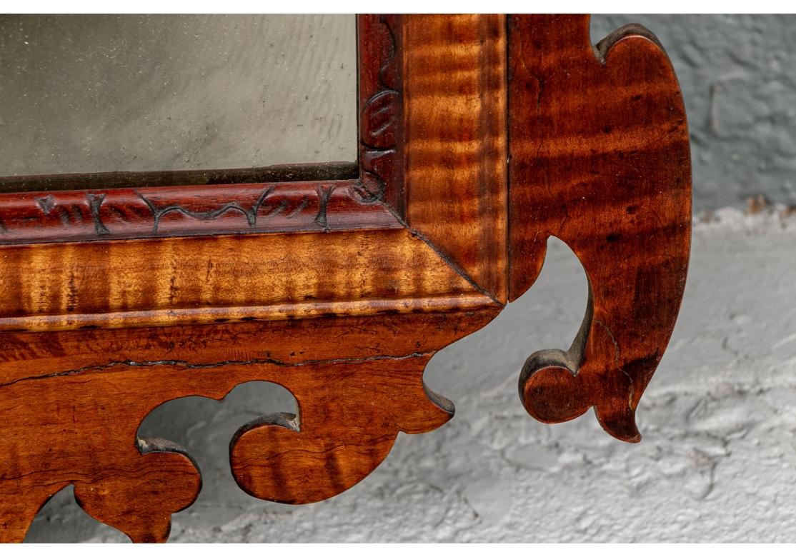 Federal Style Bench Made Carved Mirror In Fair Condition In Bridgeport, CT