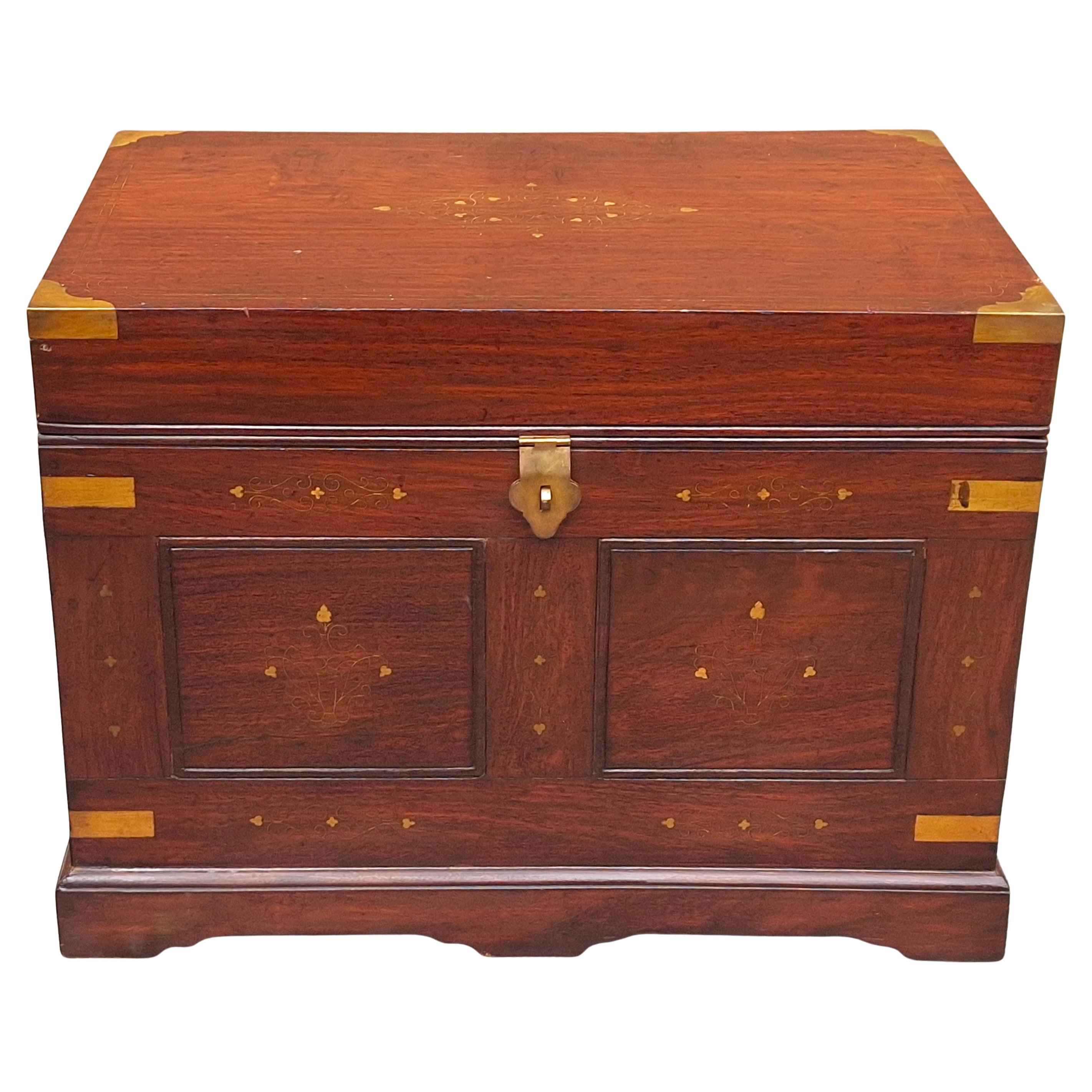 Federal Style Messing Intarsien Palisander Kommode im Angebot