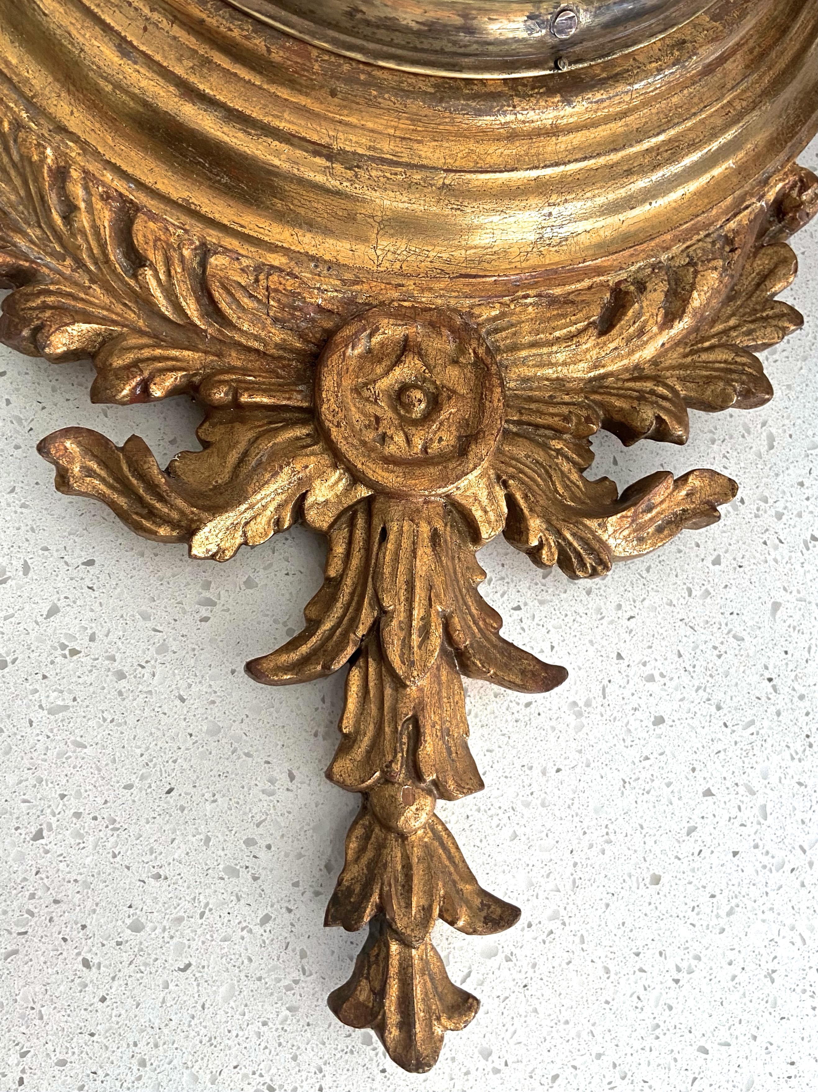Early 20th Century Federal Style Convex Eagle Giltwood Wall Mirror For Sale