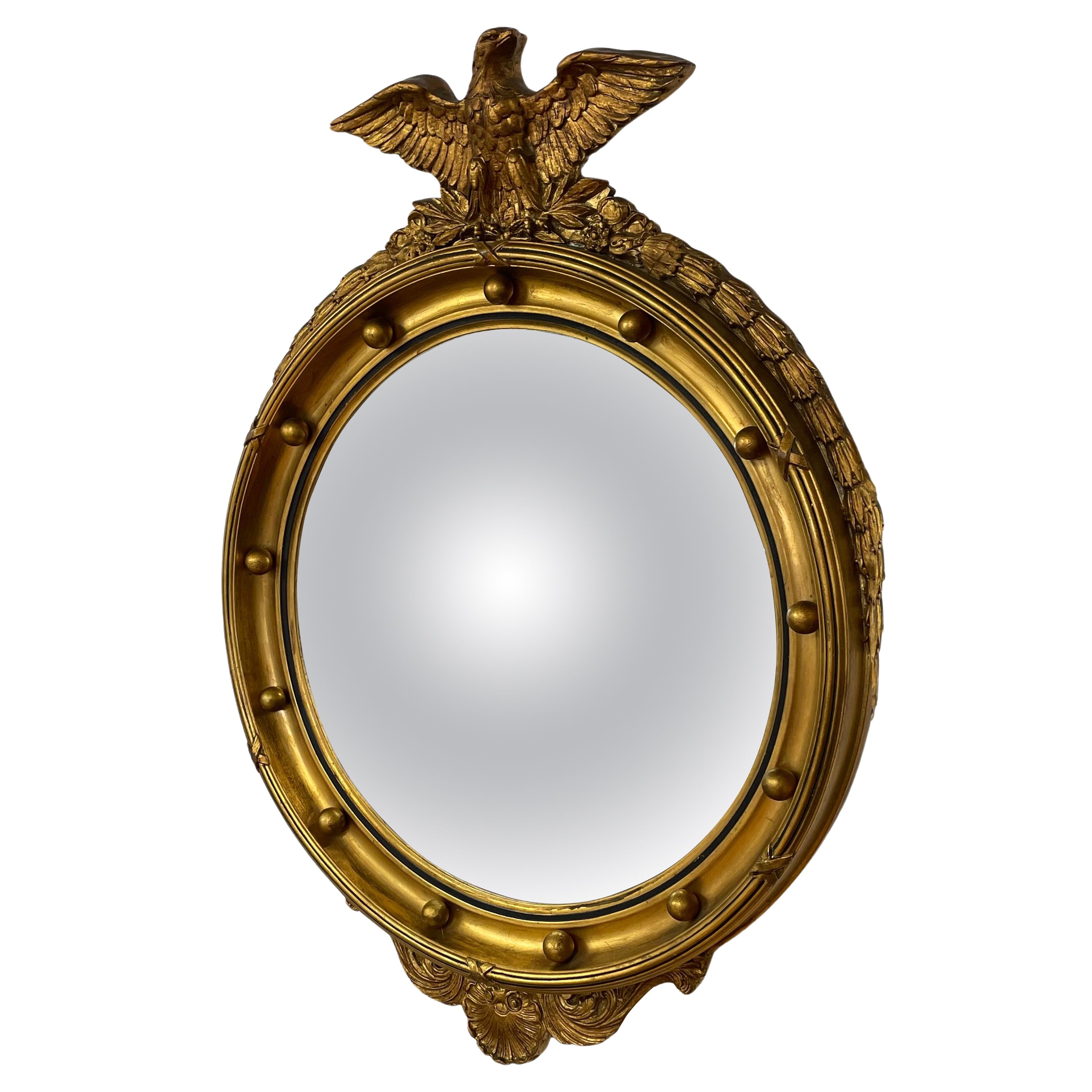Miroir à bulle convexe en bois doré de style Federer