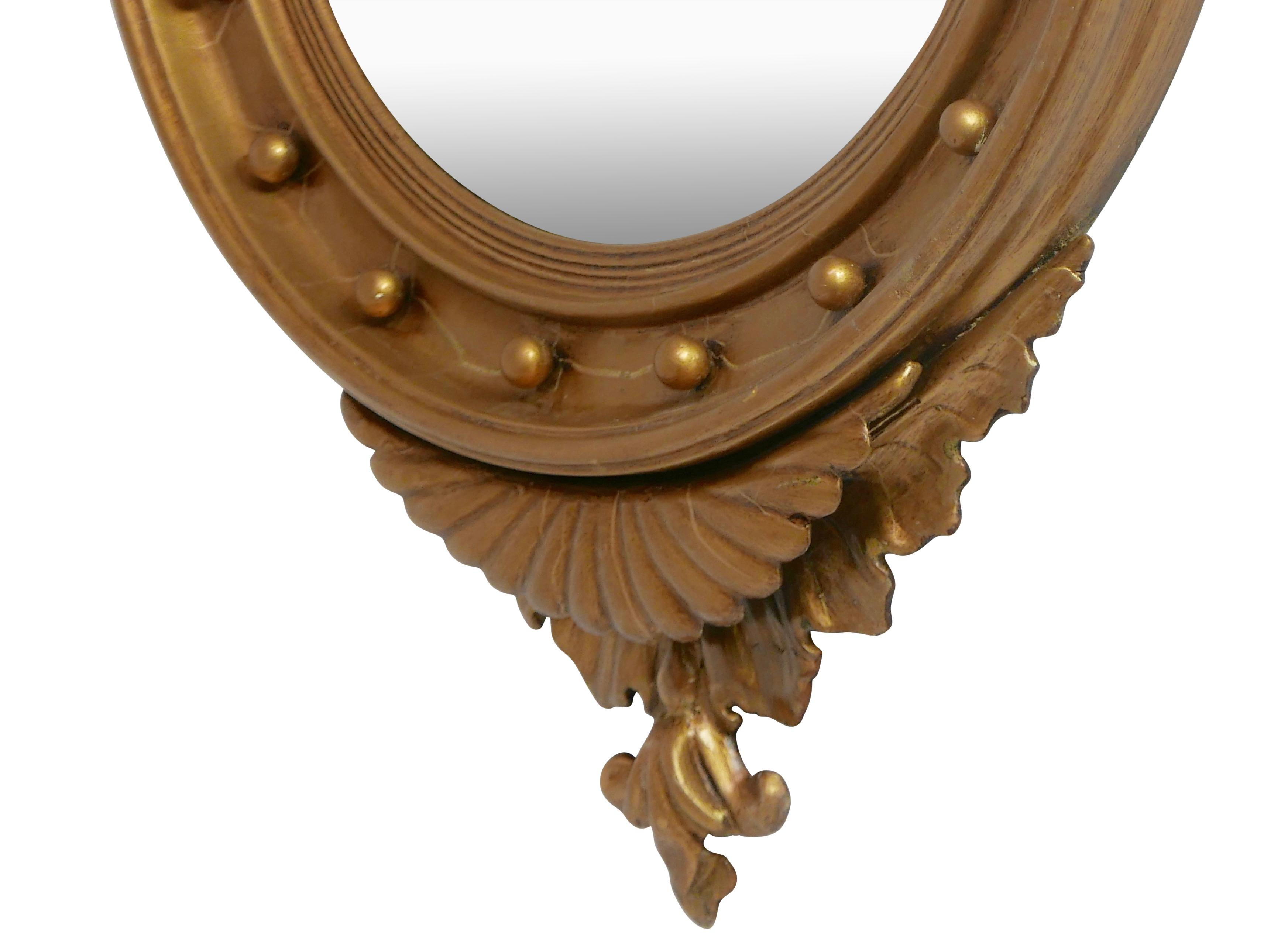 Federal Style Gilt Eagle Convex Mirror, American, circa 1820 In Good Condition In San Francisco, CA