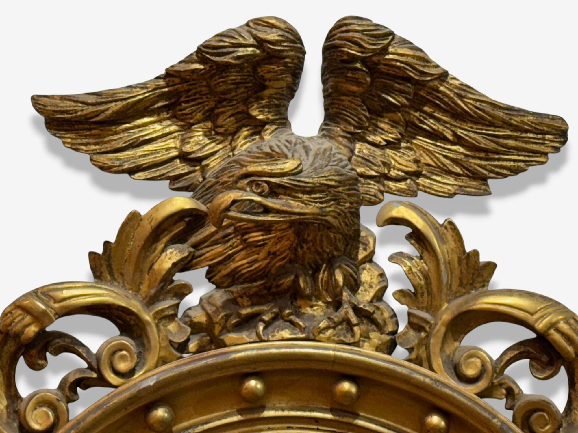 Stile Feder, Giltwood, Specchio convesso, Specchi da parete Regency, USA, XIX secolo. in vendita 1